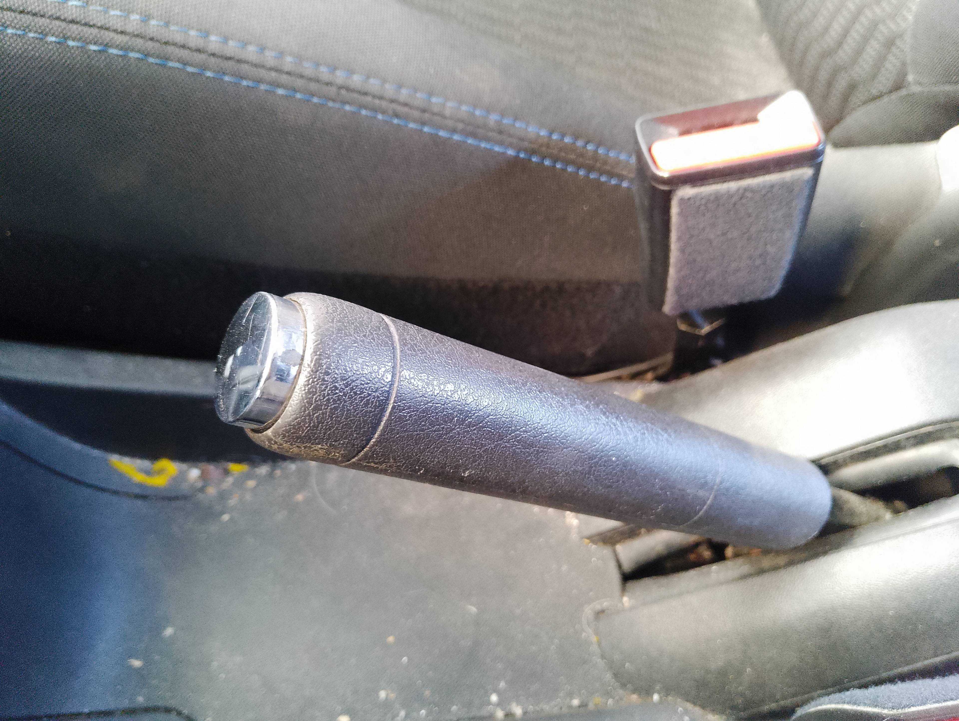 Recambio de palanca freno para peugeot 208 style referencia OEM IAM 98062965ZD  