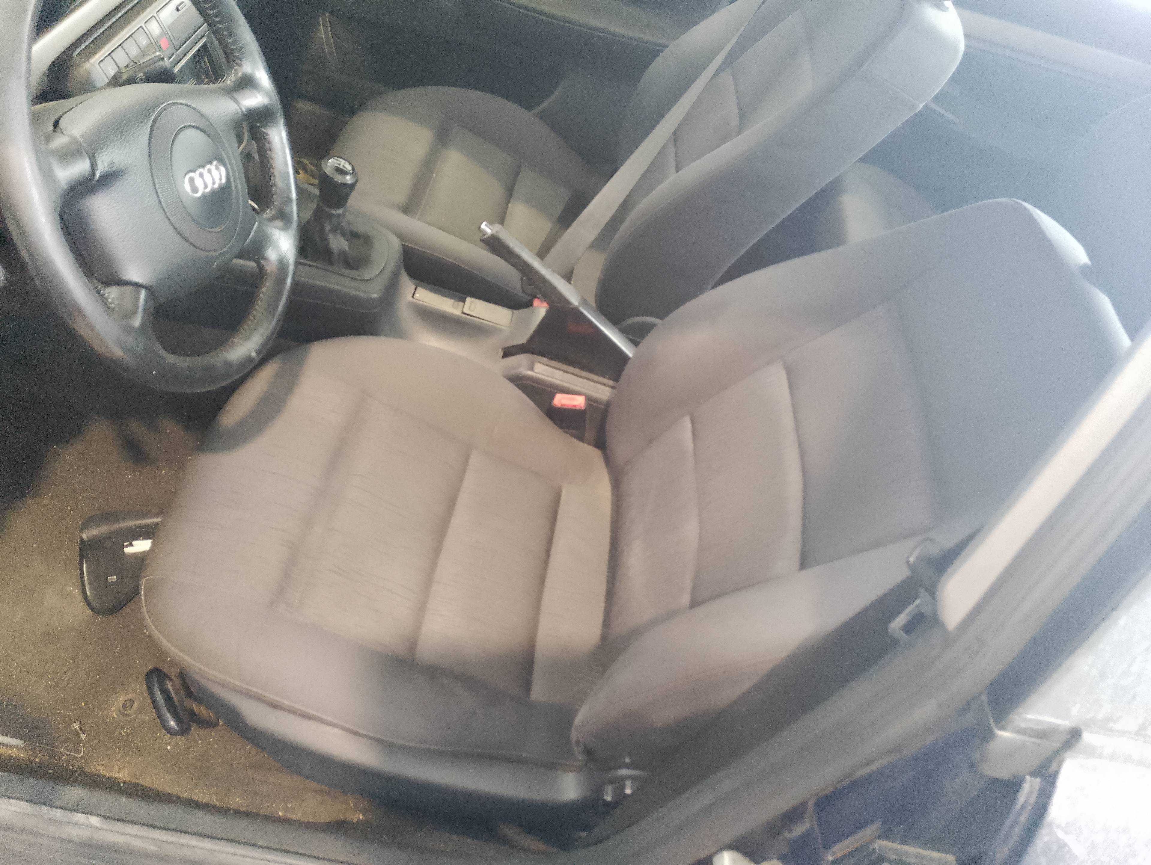 Recambio de asiento delantero izquierdo para audi a4 berlina (b5) 1.8 referencia OEM IAM   