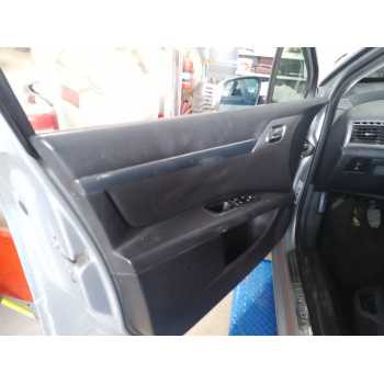 GUARNECIDO PUERTA DELANTERA IZQUIERDA 