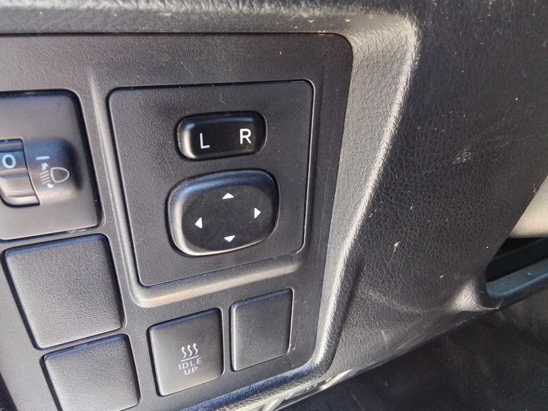 Recambio de mando retrovisor para toyota land cruiser (j15) basis referencia OEM IAM   
