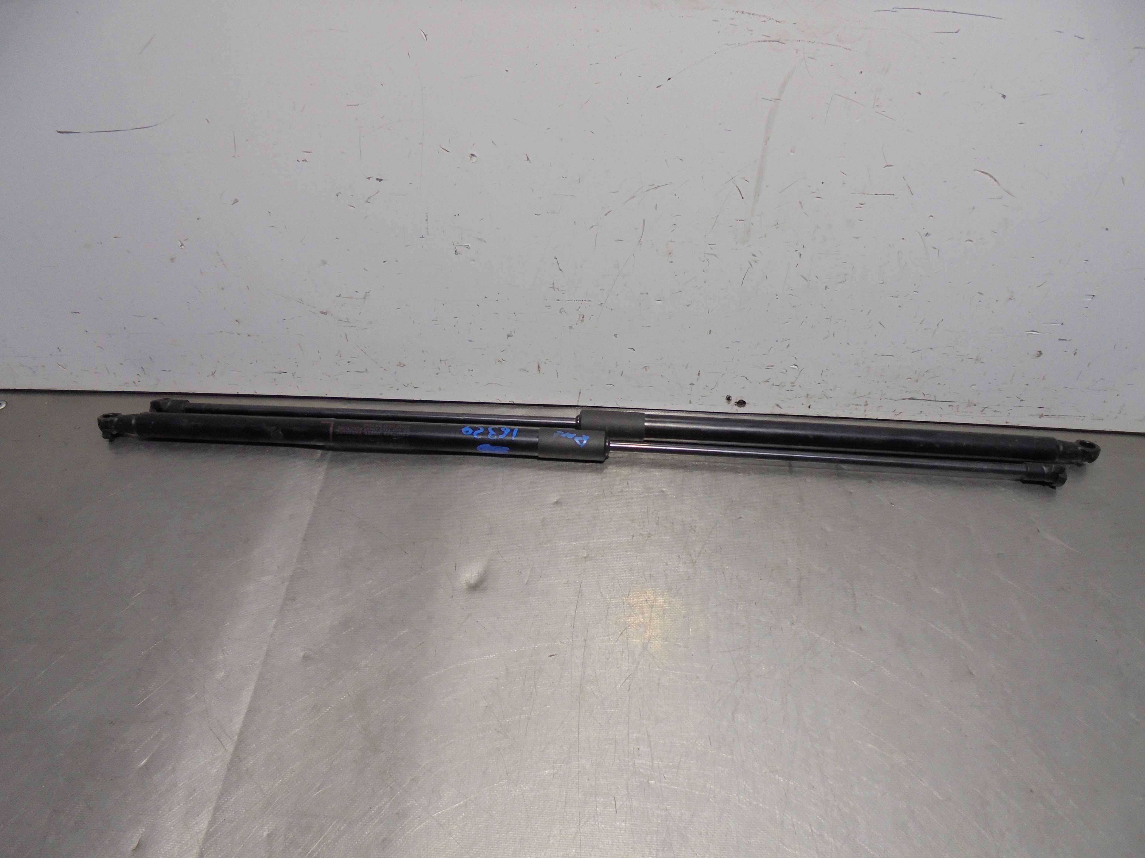 Recambio de amortiguadores maletero / porton para nissan juke (f15) 1.6 cat referencia OEM IAM 90451BV82A  
