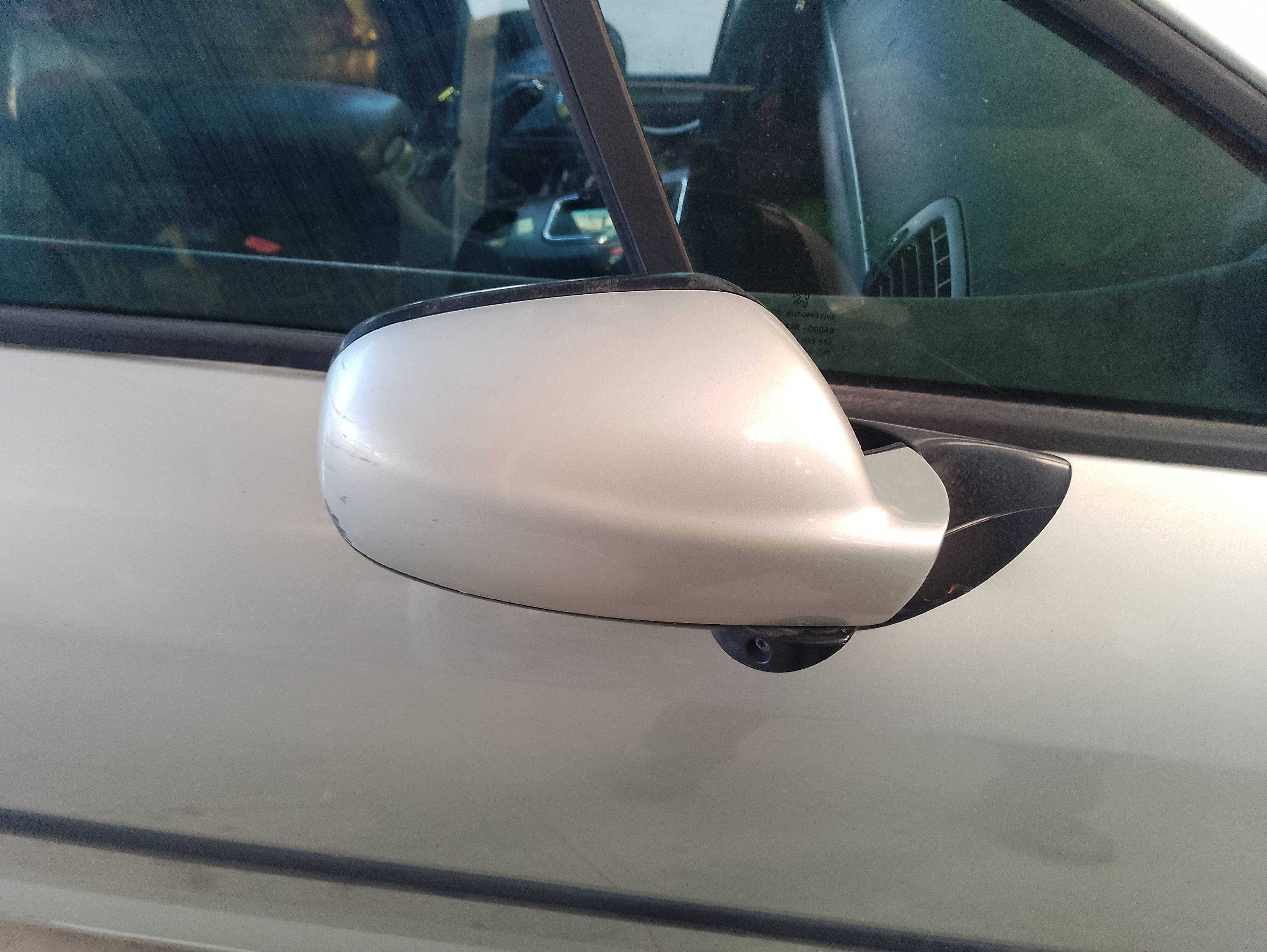 Recambio de retrovisor derecho para peugeot 407 sr confort referencia OEM IAM   