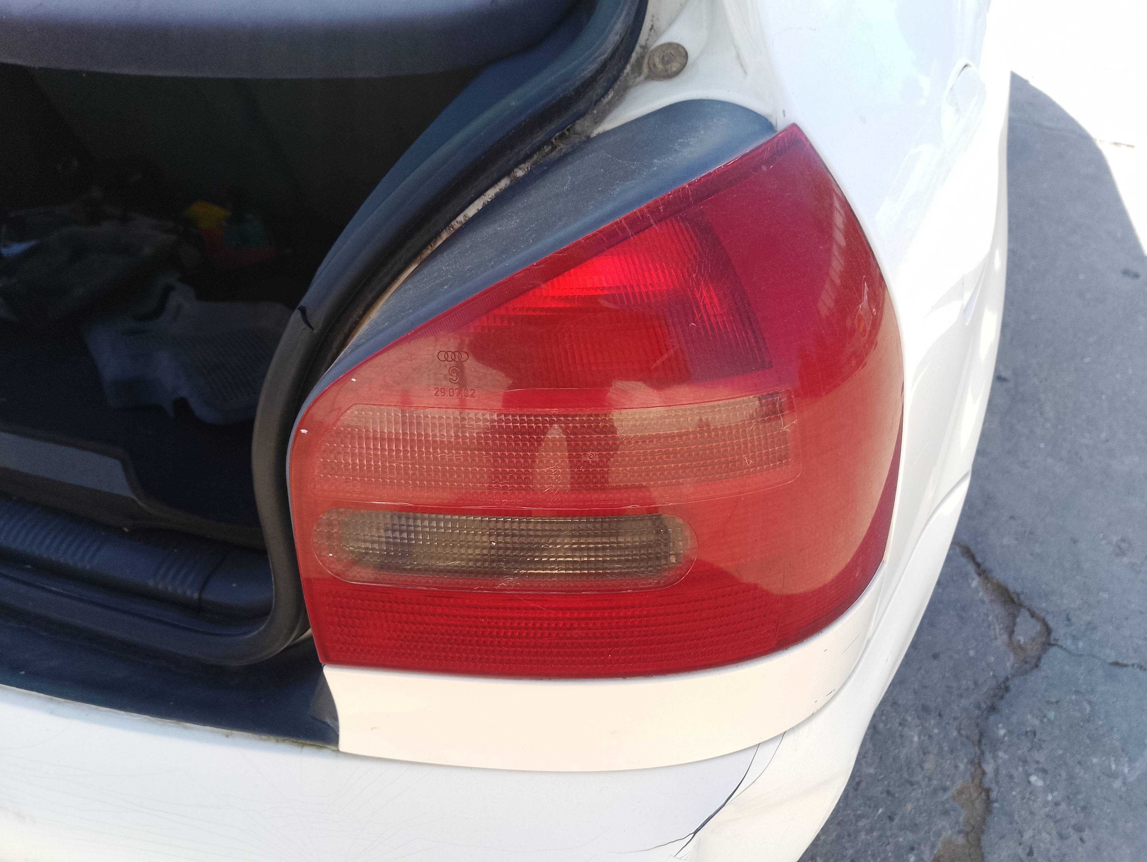 Recambio de piloto trasero derecho para audi a3 (8l) 1.8 ambiente referencia OEM IAM   