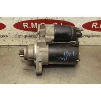 Recambio de motores de arranque para volkswagen polo (9n1) referencia OEM IAM 001120400  