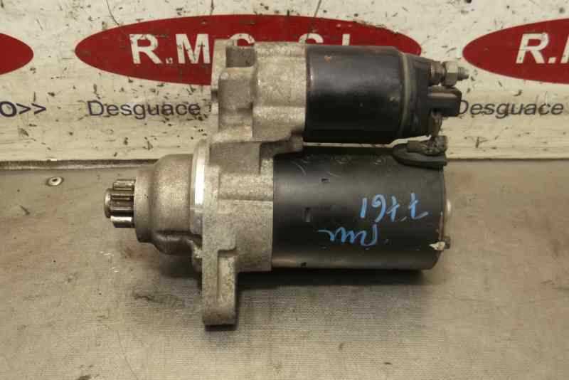 Recambio de motores de arranque para volkswagen polo (9n1) referencia OEM IAM 001120400  