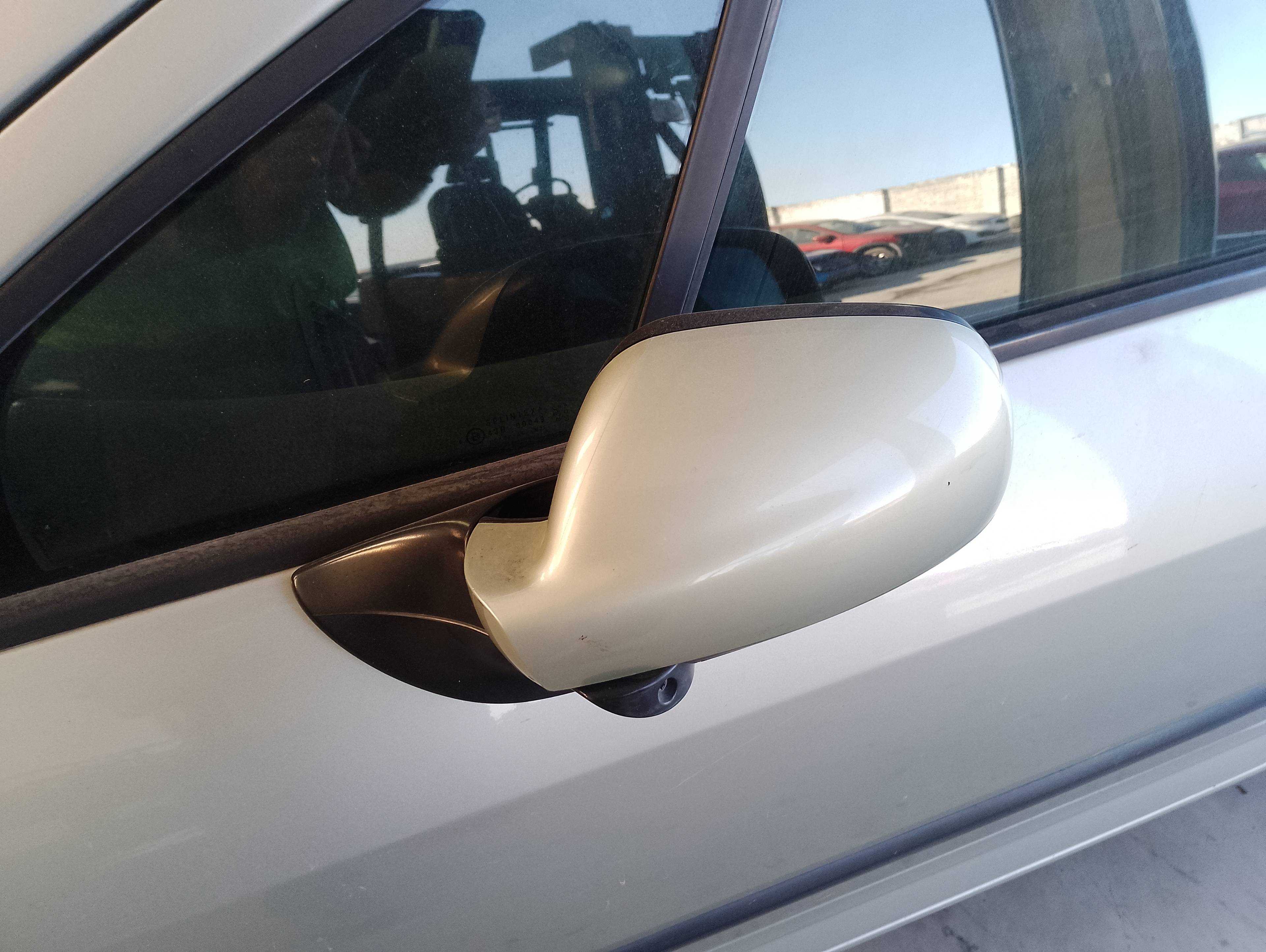 Recambio de retrovisor izquierdo para peugeot 407 sr confort referencia OEM IAM   