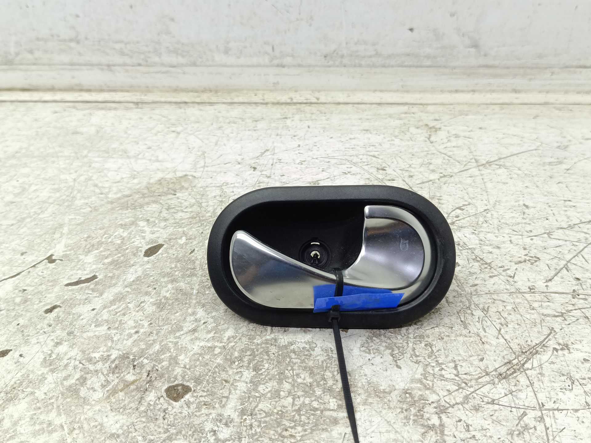 Recambio de maneta interior delantera derecha para smart forfour basis (52kw) (453.042) referencia OEM IAM 21029 310580 