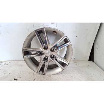 Recambio de llanta para hyundai i30 2.0 crdi cat referencia OEM IAM r17 529102l360 