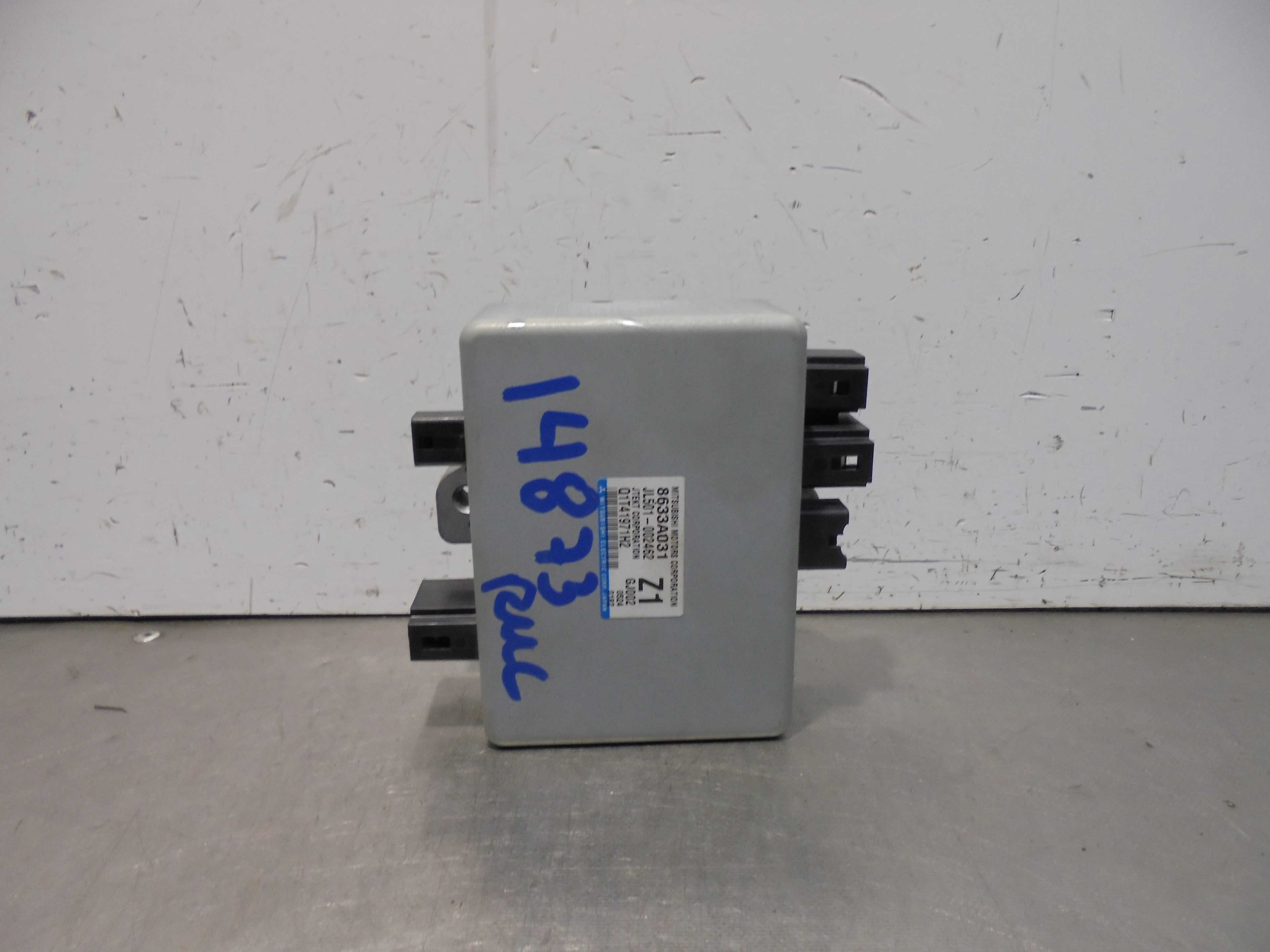 Recambio de centralita direccion para mitsubishi asx (ga0w) challenge 2wd referencia OEM IAM 8633A031 MITSUBISHI 