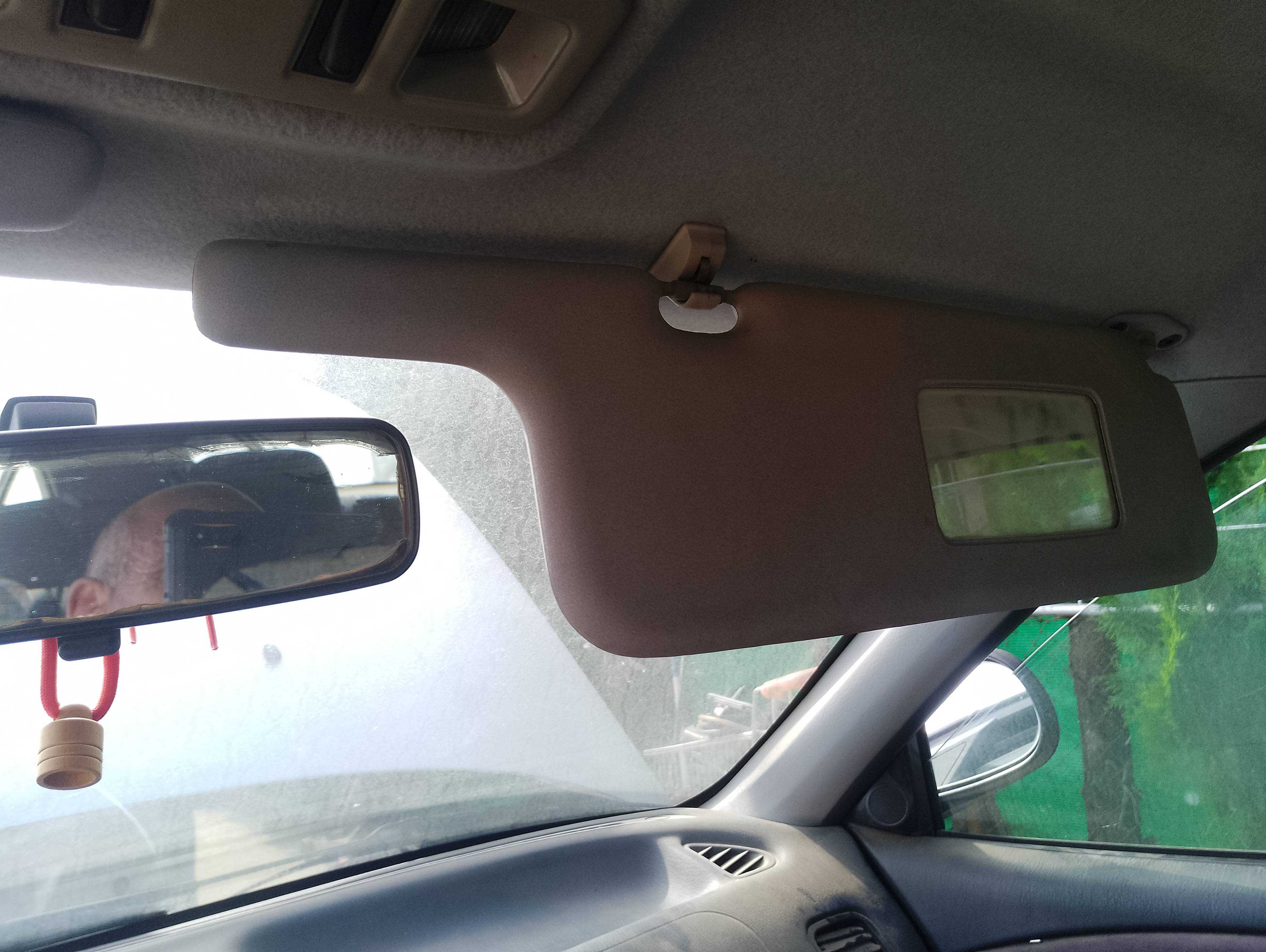 Recambio de parasol derecho para mitsubishi carisma berlina 5 (da0) 1900 di-d avance referencia OEM IAM   