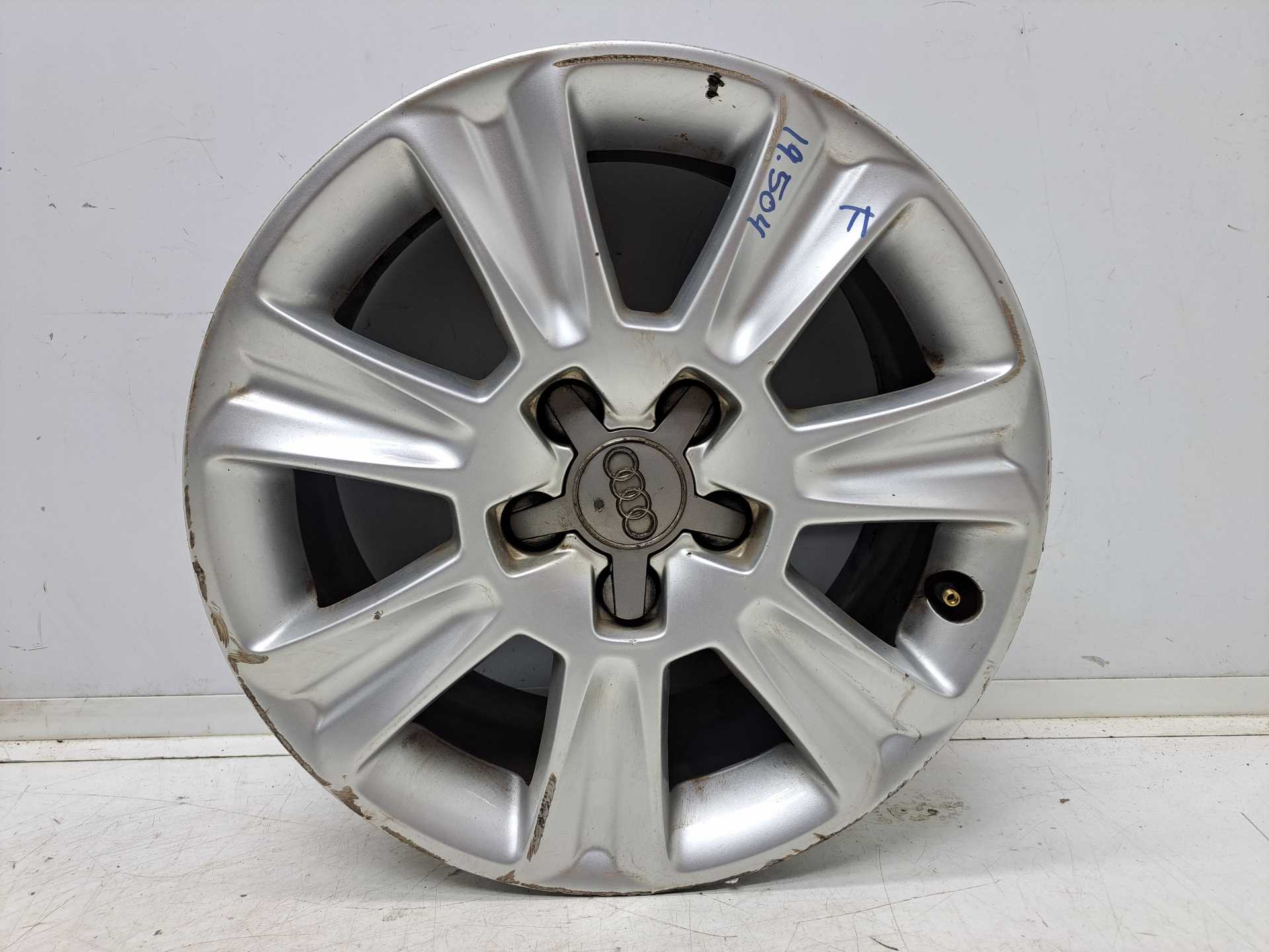 Recambio de llanta para audi a1 (8x) ambition referencia OEM IAM R15 8X0601025 