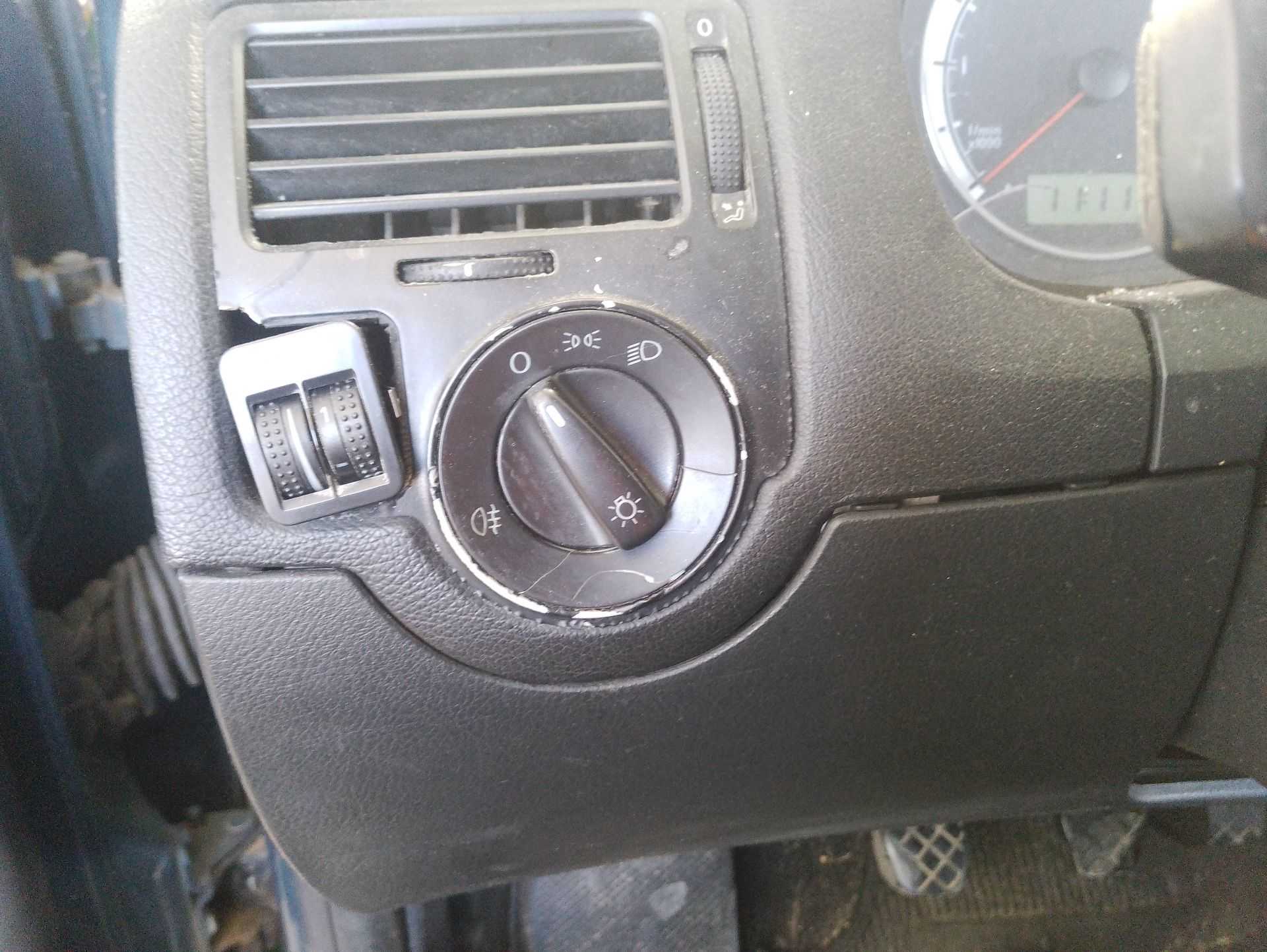 Recambio de mando luces para volkswagen bora i (1j2) 1.9 tdi referencia OEM IAM   