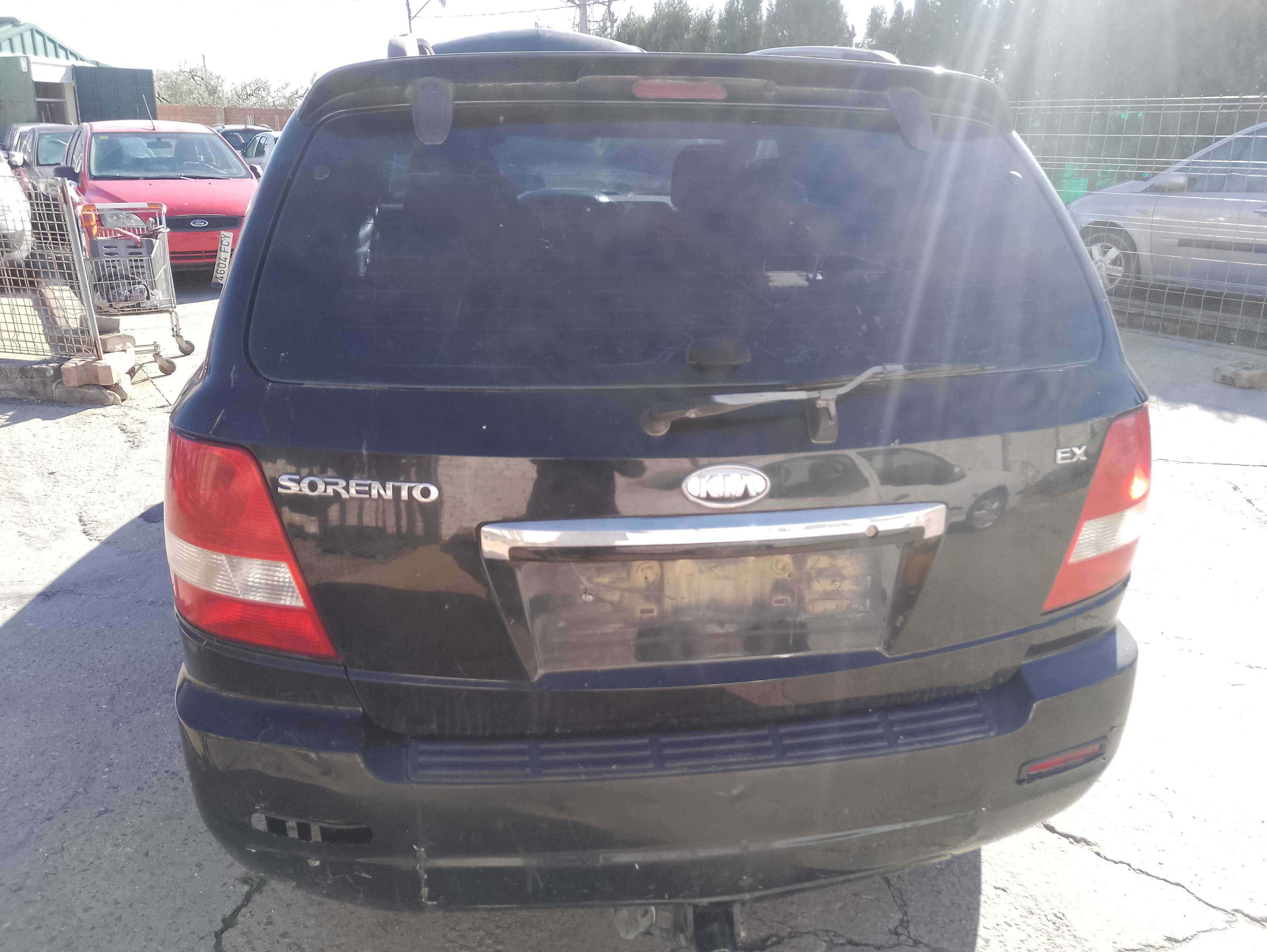 Recambio de porton trasero para kia sorento 2.5 crdi active referencia OEM IAM   