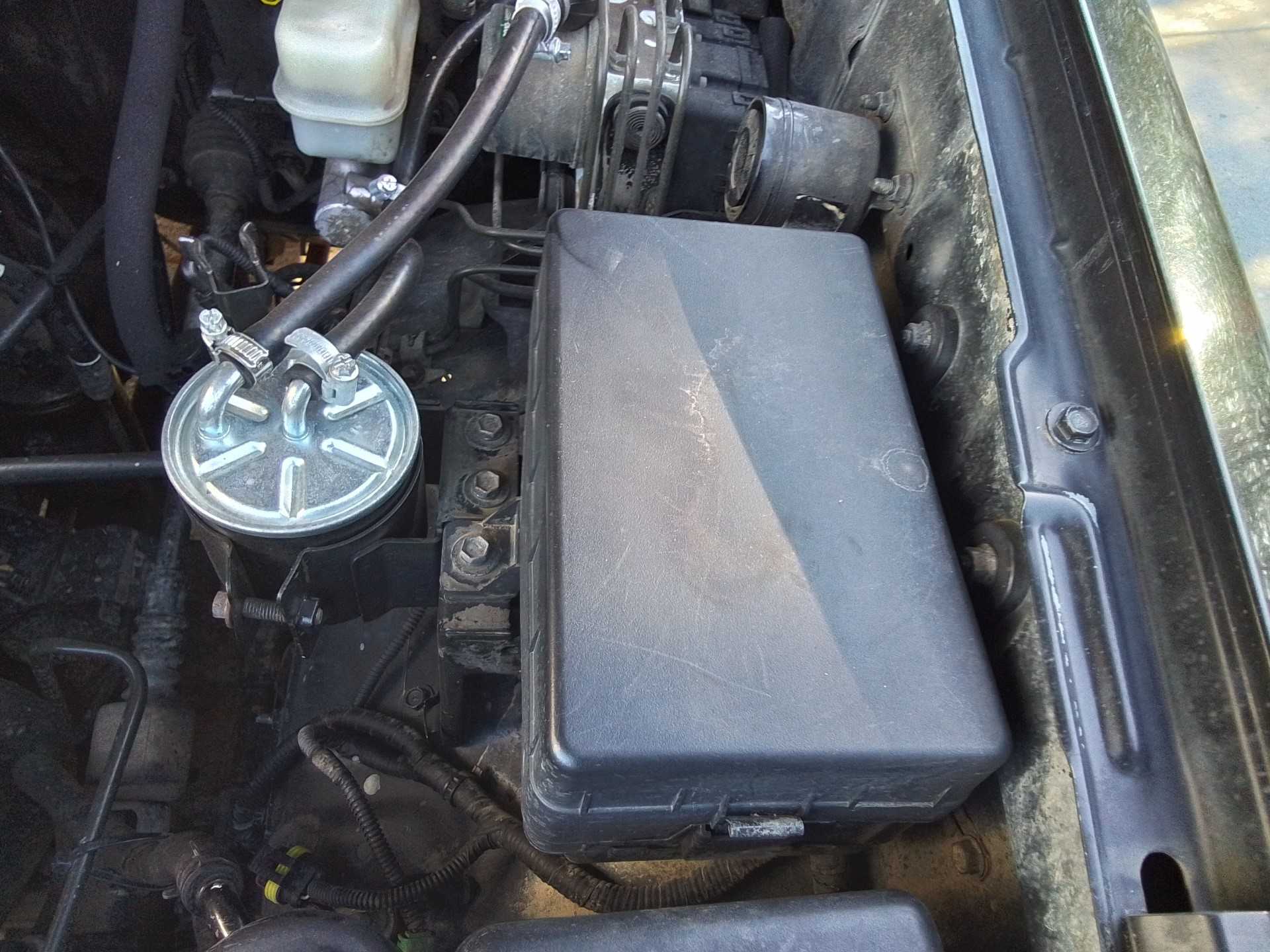 Recambio de caja reles / fusibles para hyundai terracan (hp) 2.9 crdi cat referencia OEM IAM   