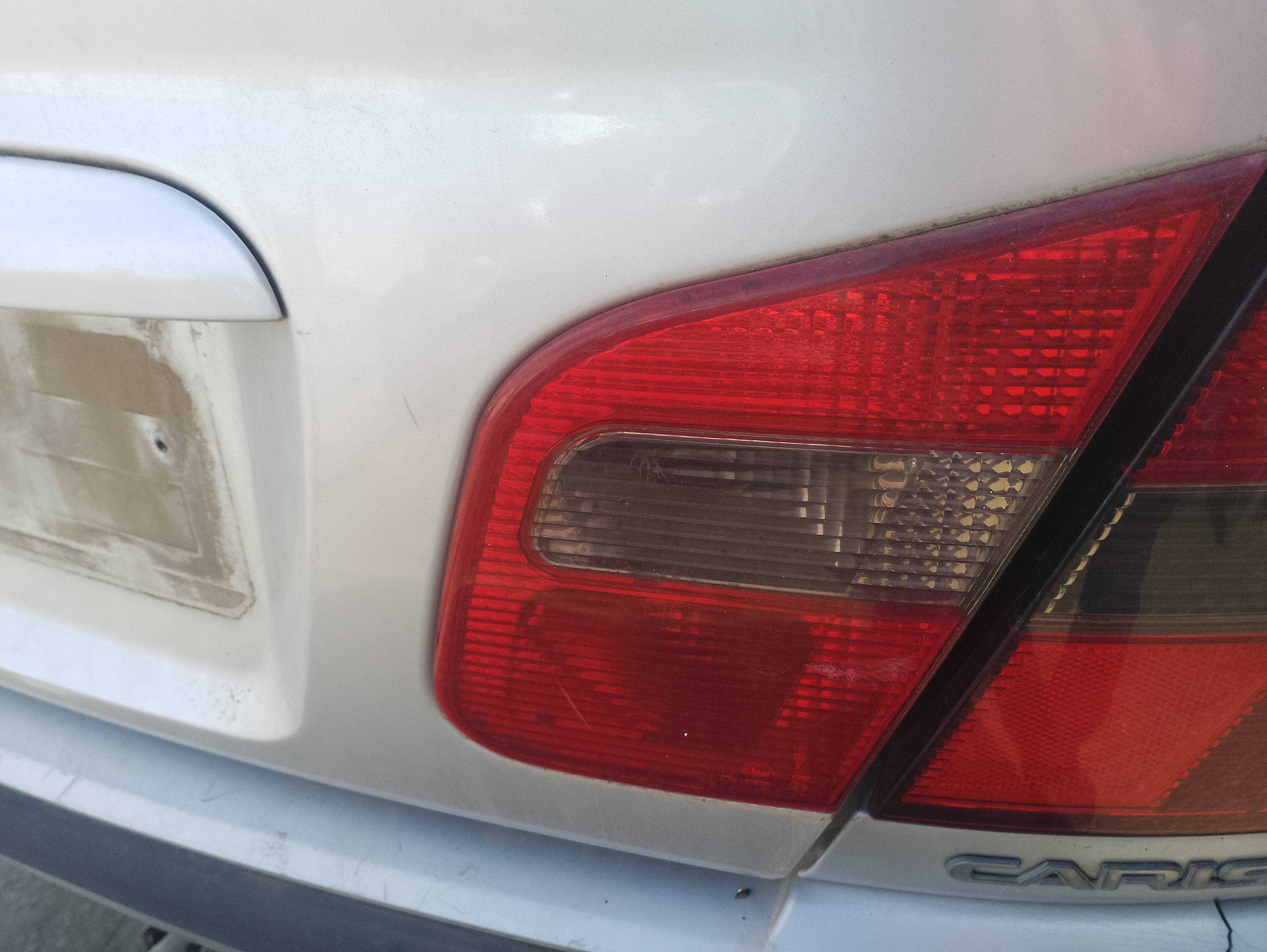 Recambio de piloto porton trasero derecho para mitsubishi carisma berlina 5 (da0) 1900 di-d avance referencia OEM IAM   