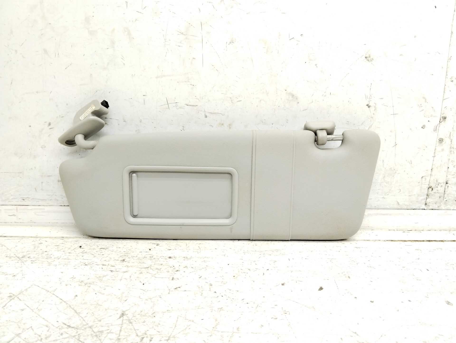 Recambio de parasol izquierdo para audi a3 (8p) 1.9 tdi ambiente referencia OEM IAM 8P0857551  