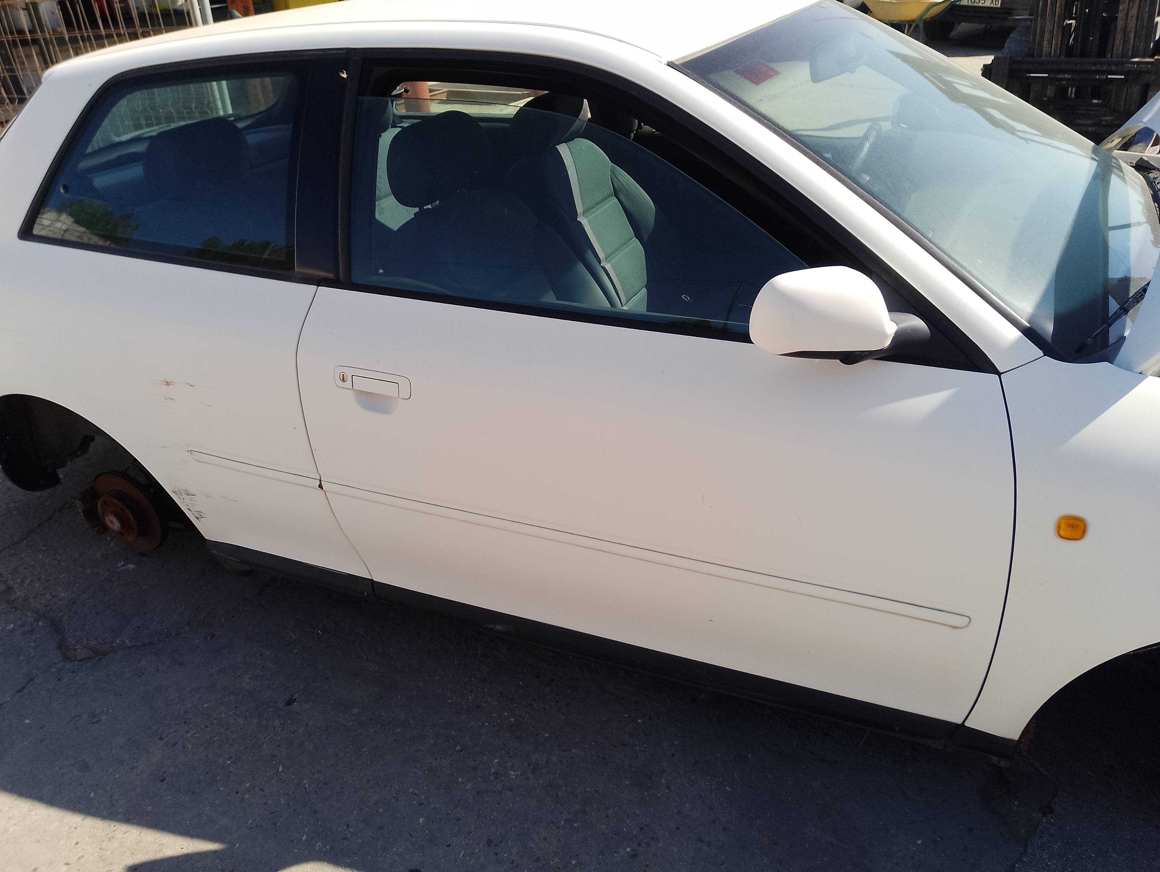 Recambio de puerta delantera izquierda para audi a3 (8l) 1.8 ambiente referencia OEM IAM   