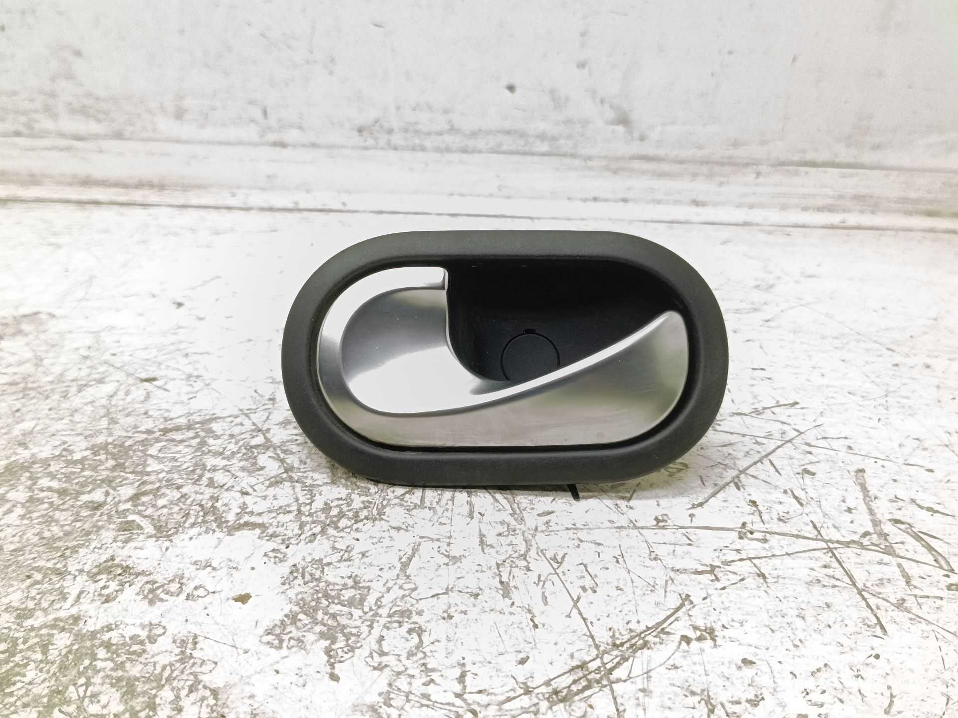 Recambio de maneta interior trasera izquierda para smart forfour basis (52kw) (453.042) referencia OEM IAM 21030 310579 