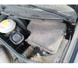 Recambio de caja reles / fusibles para audi a4 berlina (b5) 1.8 referencia OEM IAM   