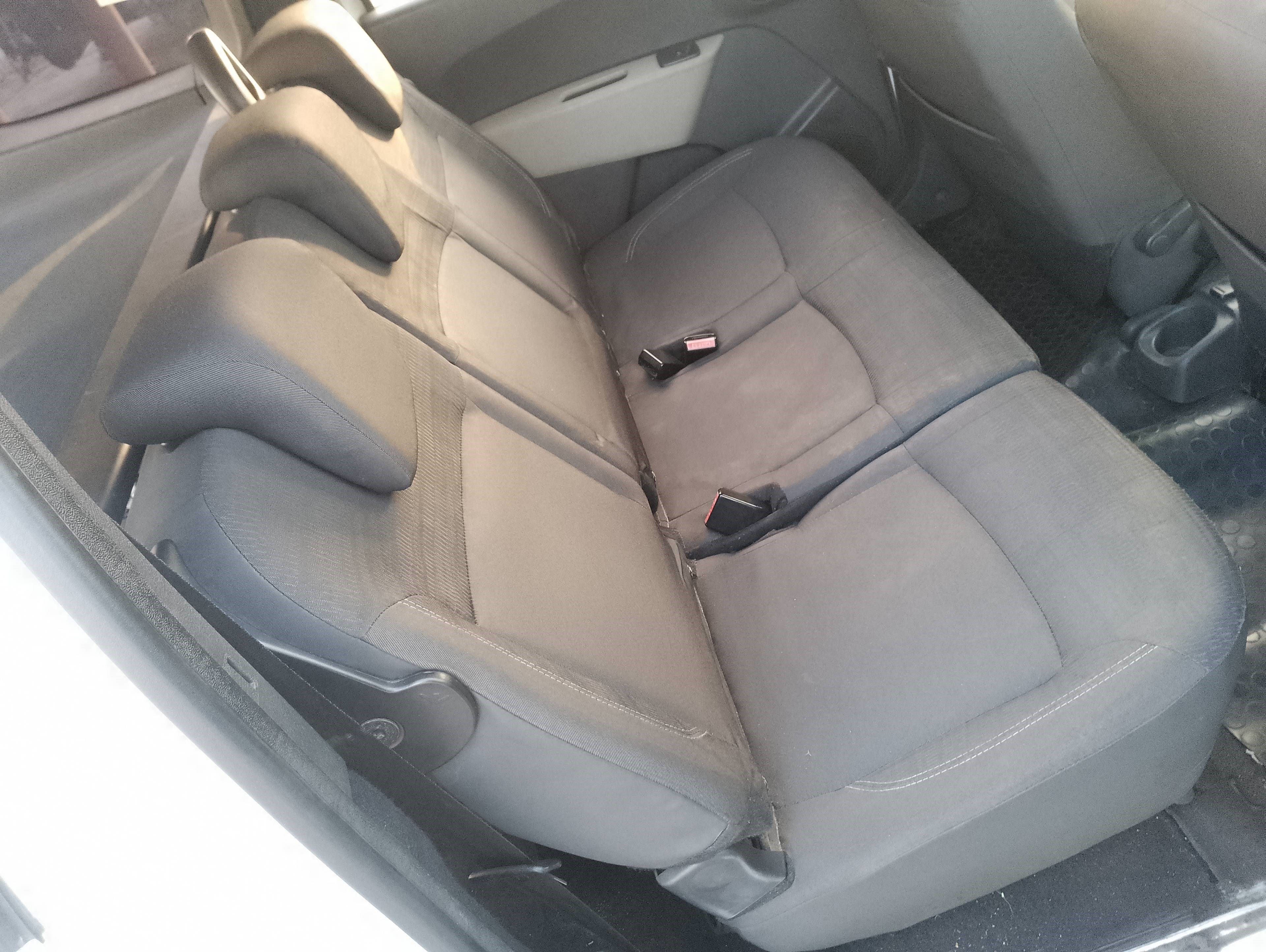 Recambio de asientos traseros para dacia lodgy ambiance referencia OEM IAM   