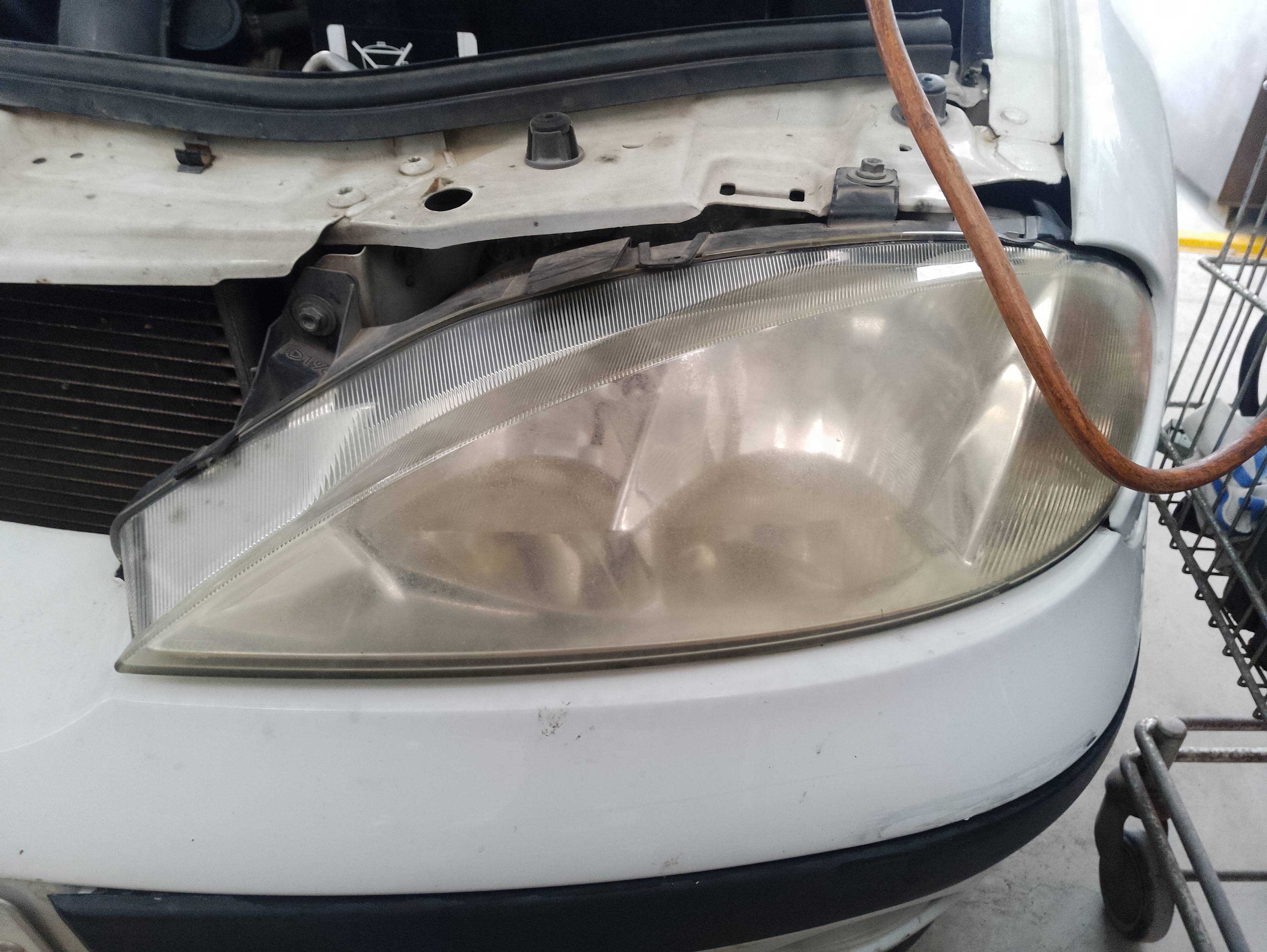 Recambio de faro izquierdo para renault megane i fase 2 classic (la..) 1.9 d authentique referencia OEM IAM   