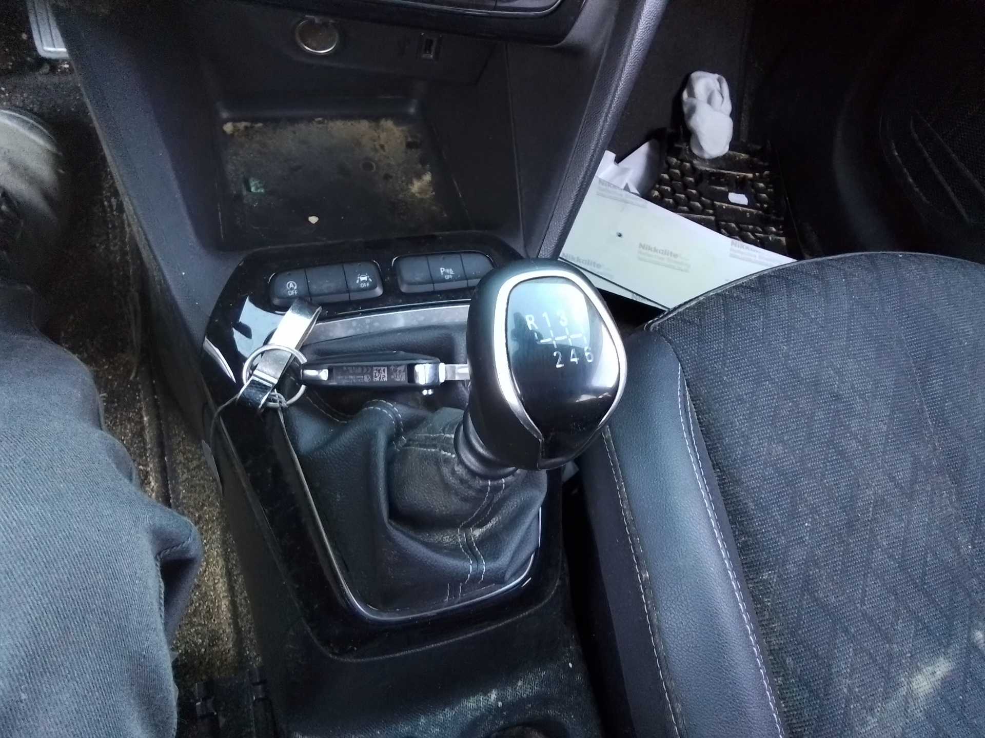 Recambio de palanca cambio para opel corsa f edition referencia OEM IAM   