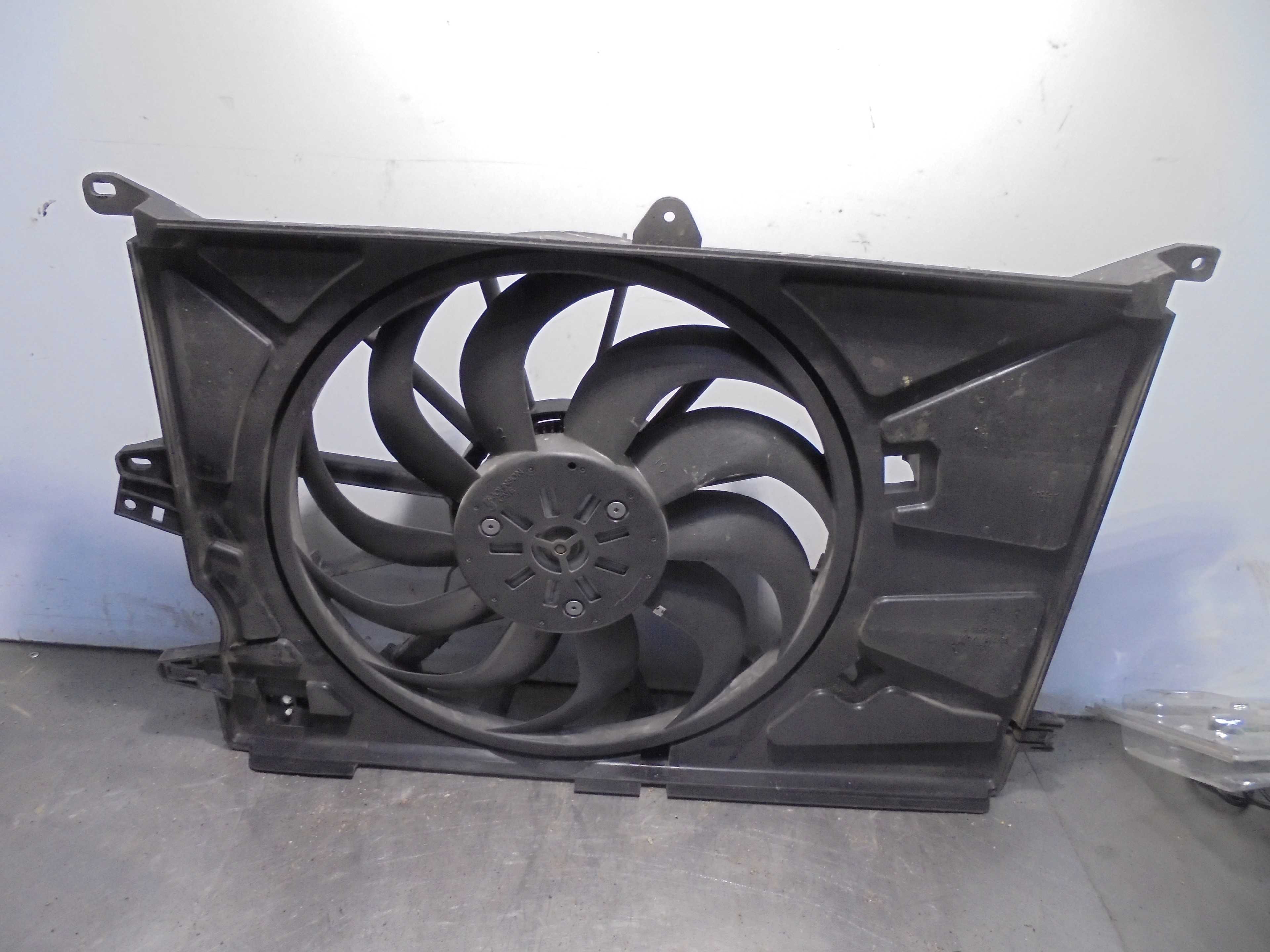 Recambio de electroventilador para jeep renegade 1.0 t-gdi cat referencia OEM IAM MR0230001890 DENSO JOHNSON GATE