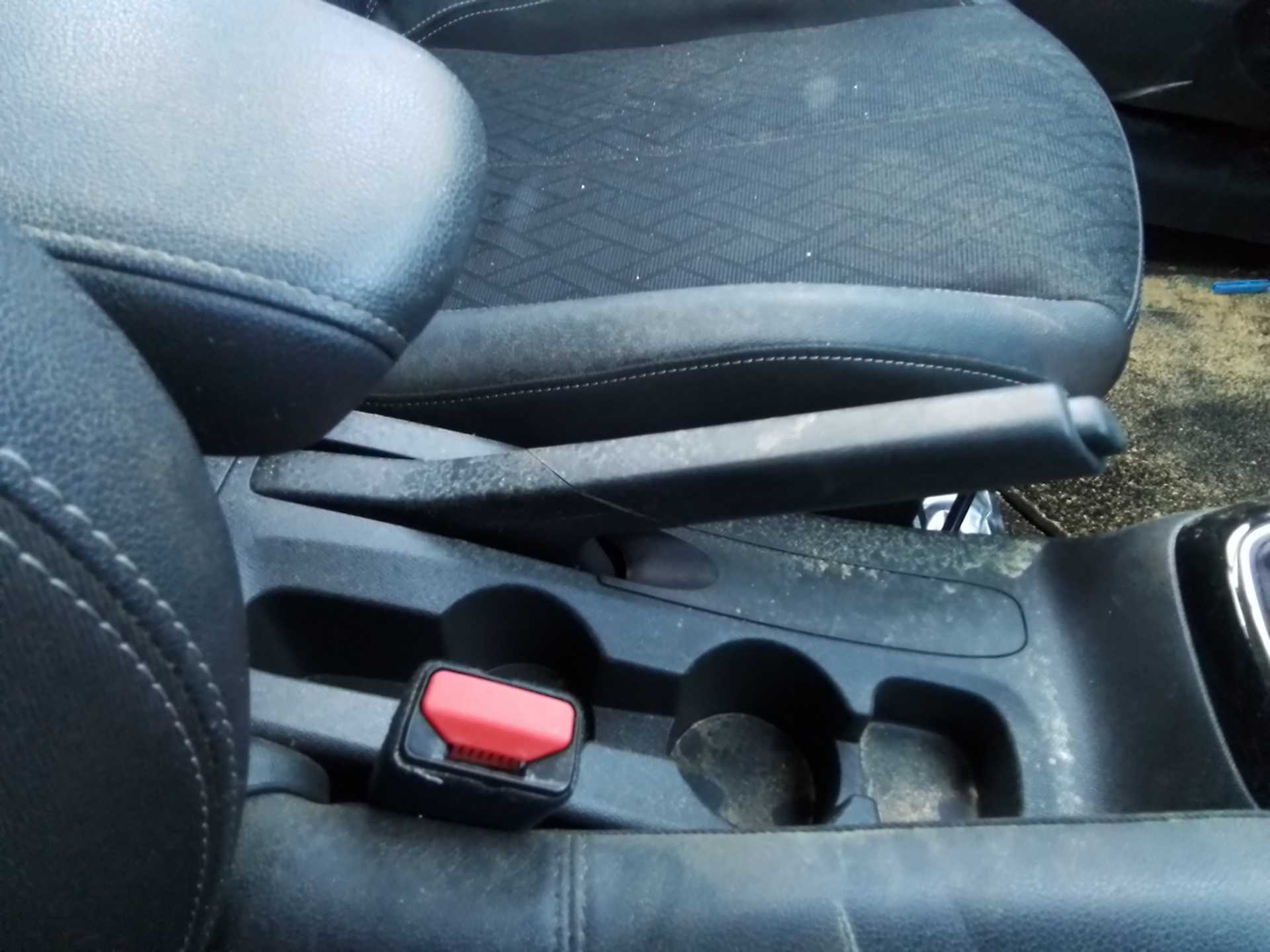 Recambio de palanca freno para opel corsa f edition referencia OEM IAM   