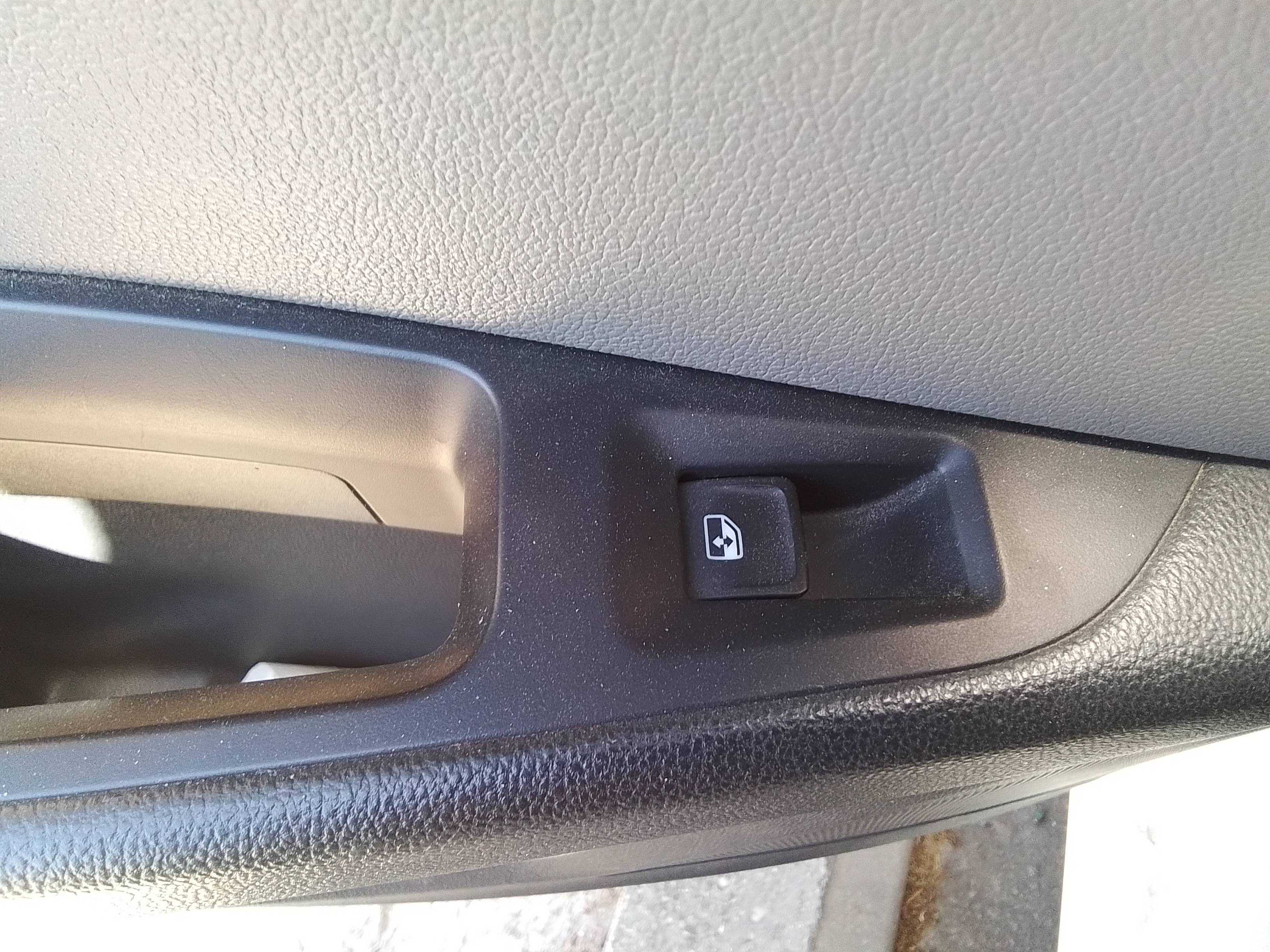 Recambio de mando elevalunas trasero izquierdo para seat leon st (5f8) reference referencia OEM IAM   