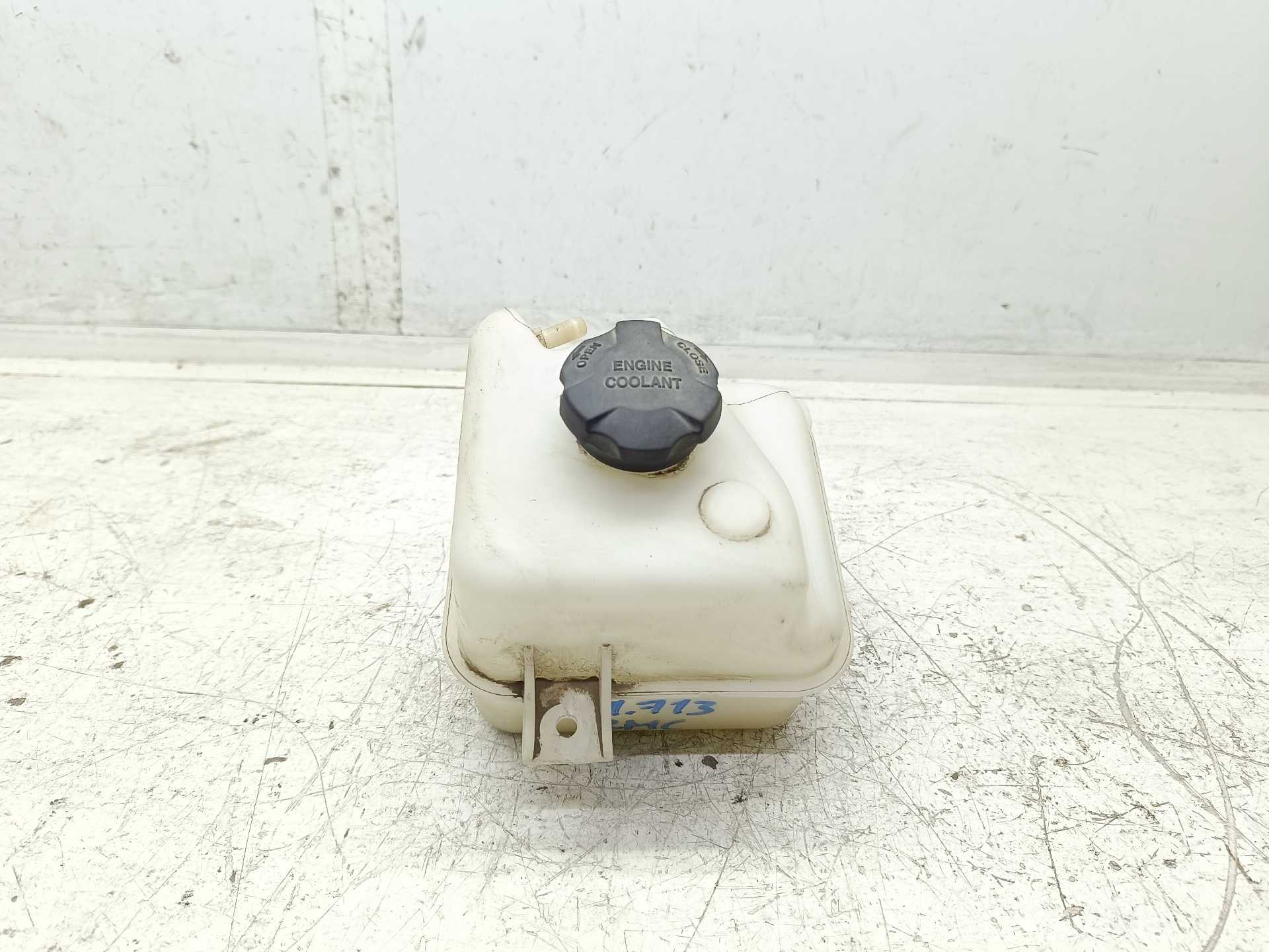 Recambio de deposito expansion para kia sportage business 2wd referencia OEM IAM 254302S050  