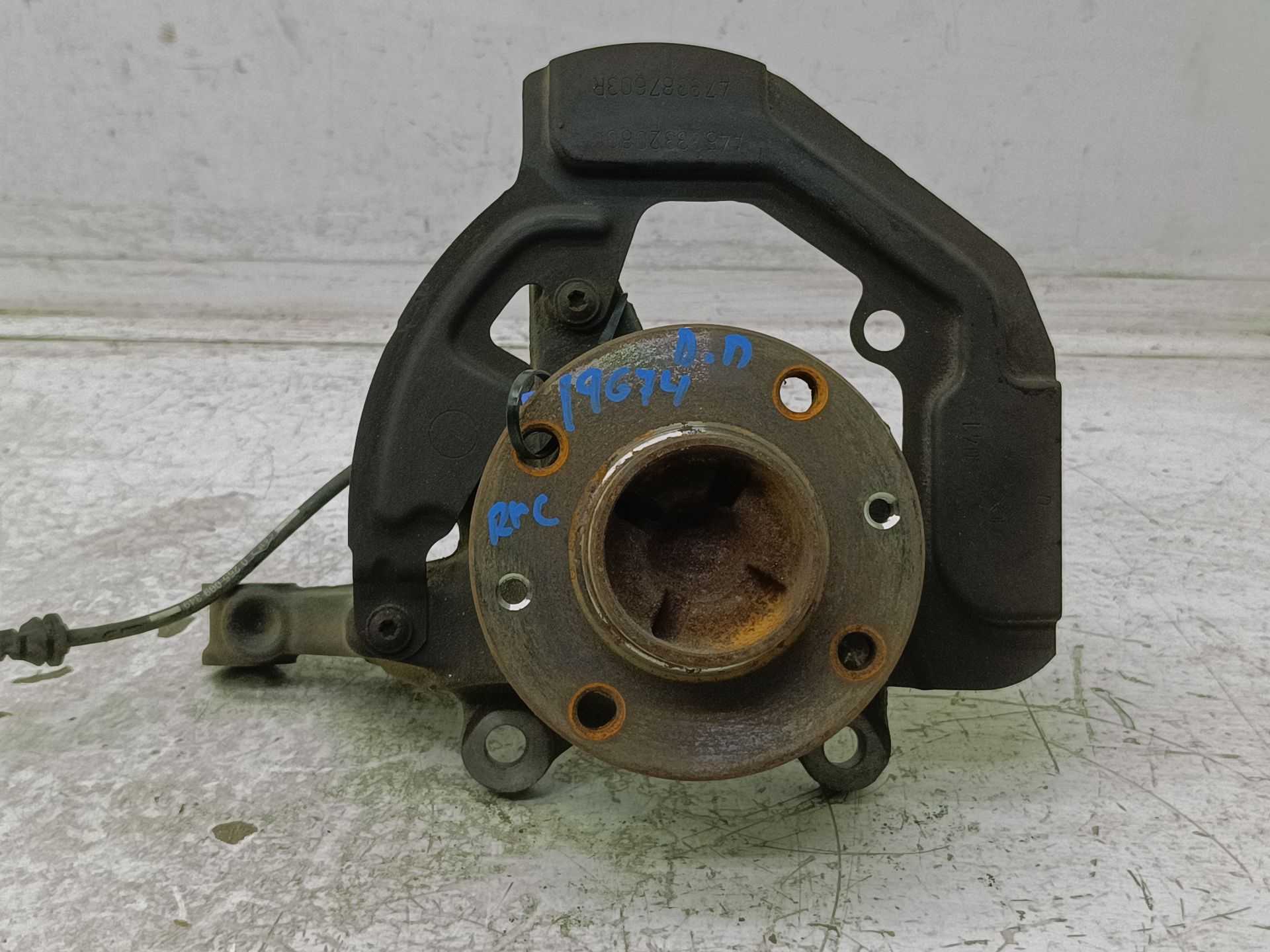 Recambio de mangueta delantera derecha para smart forfour basis (52kw) (453.042) referencia OEM IAM A4533320800 479387603R 