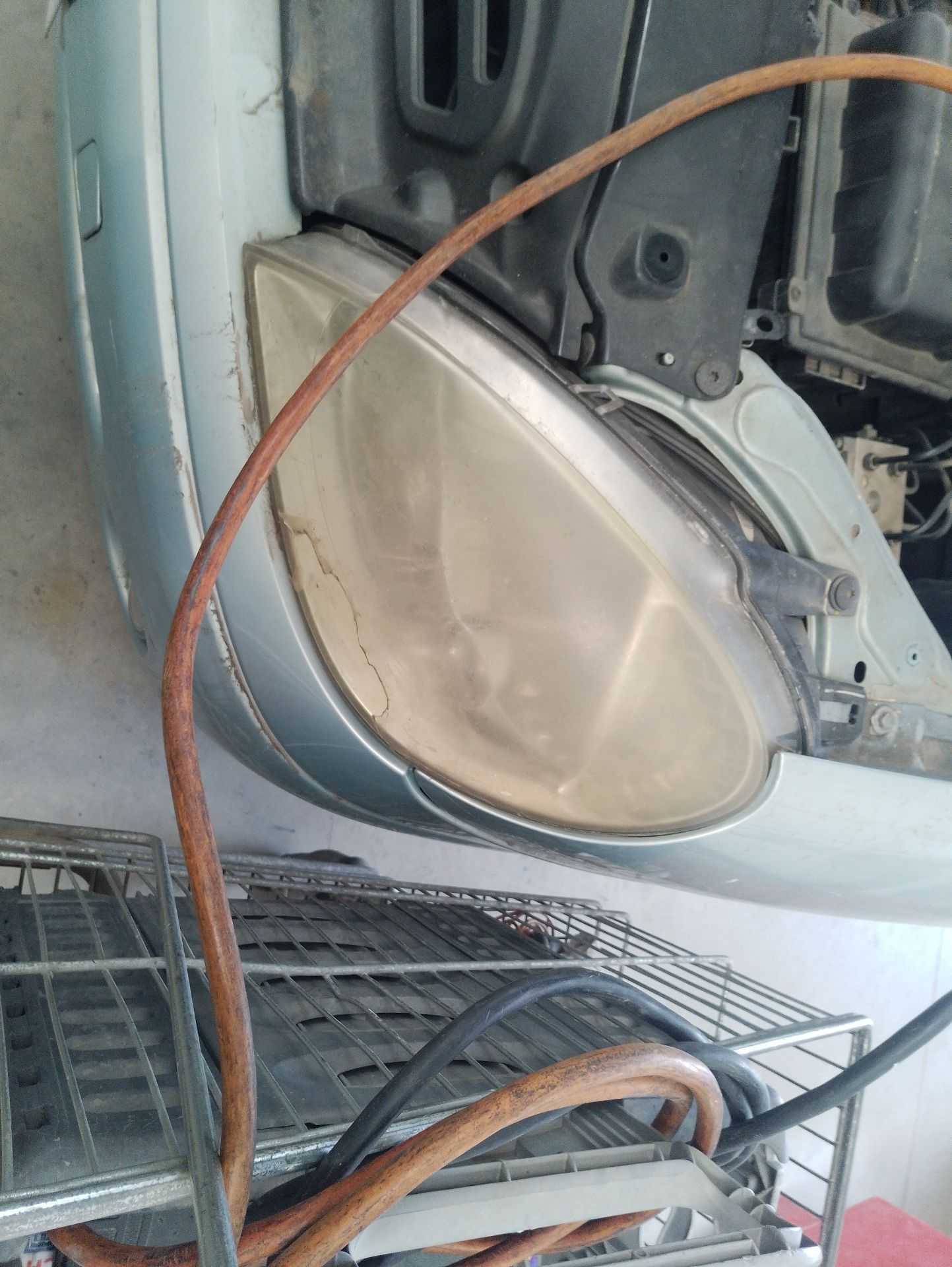 Recambio de faro izquierdo para citroën xsara (n1) 1.6 16v referencia OEM IAM 6208J7  