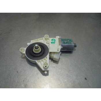 MOTOR ELEVALUNAS DELANTERO DERECHO A2048200142 