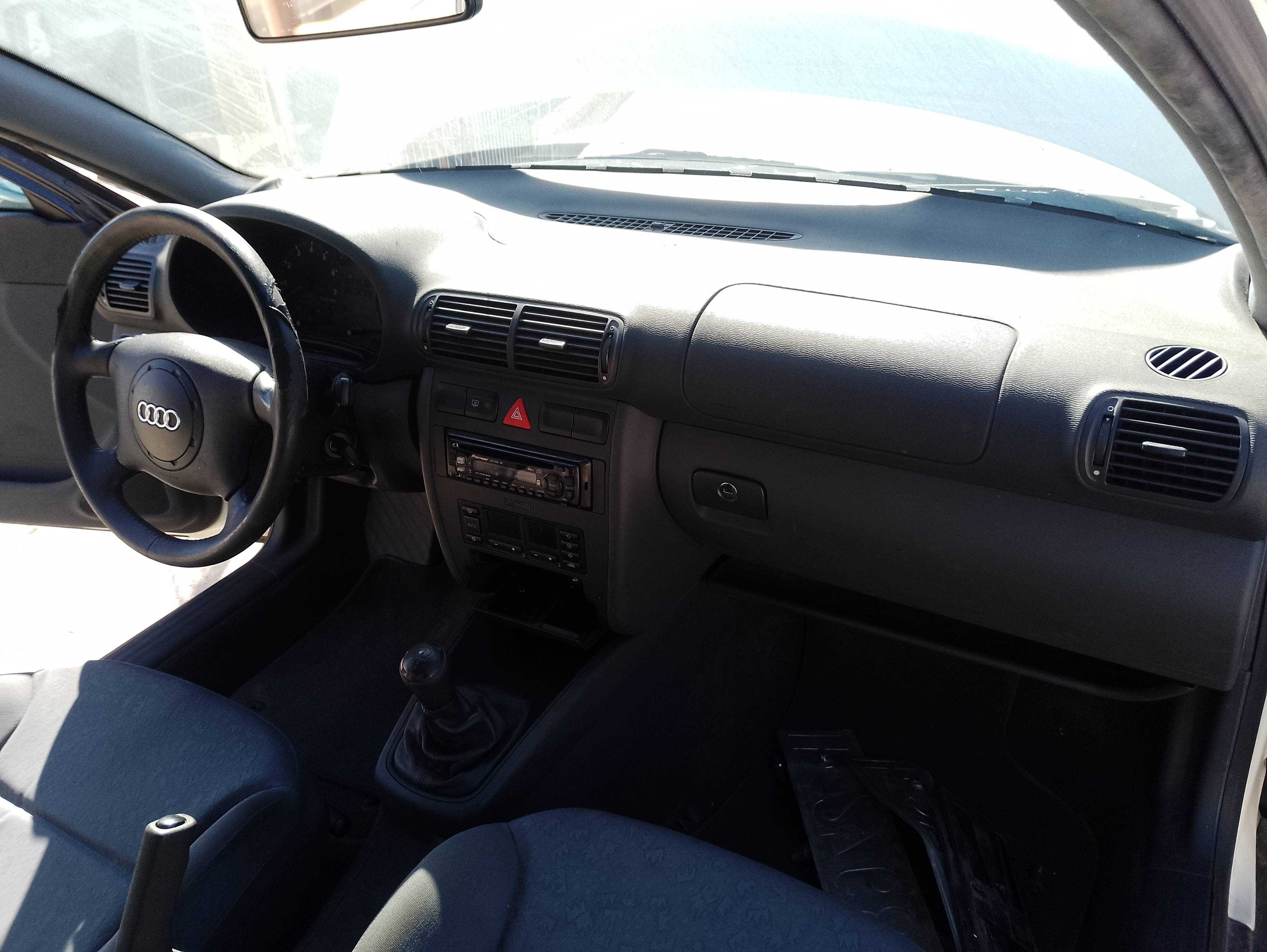 Recambio de salpicadero para audi a3 (8l) 1.8 ambiente referencia OEM IAM   