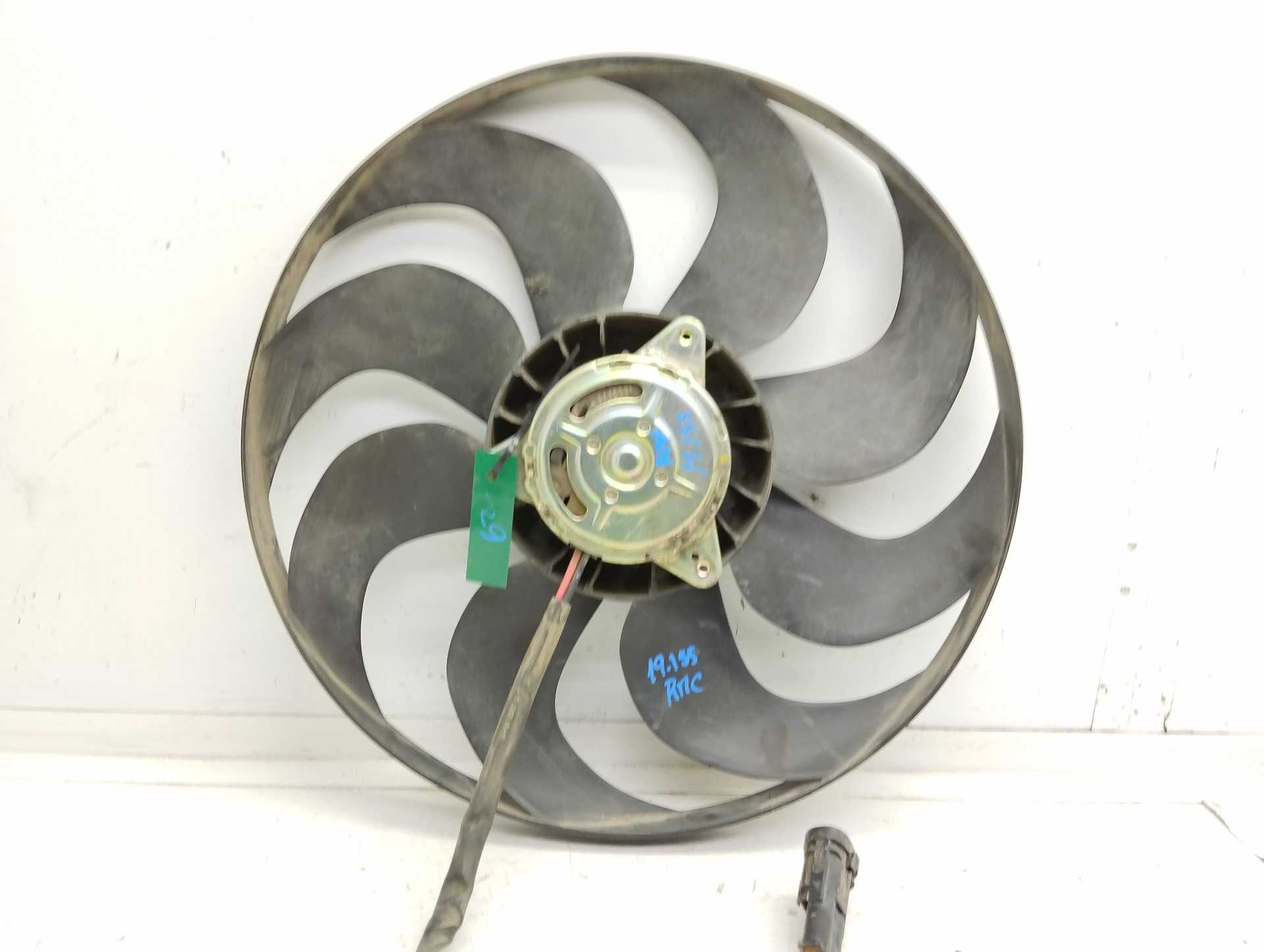Recambio de electroventilador para peugeot 3008 active referencia OEM IAM 19995YY0591EP  