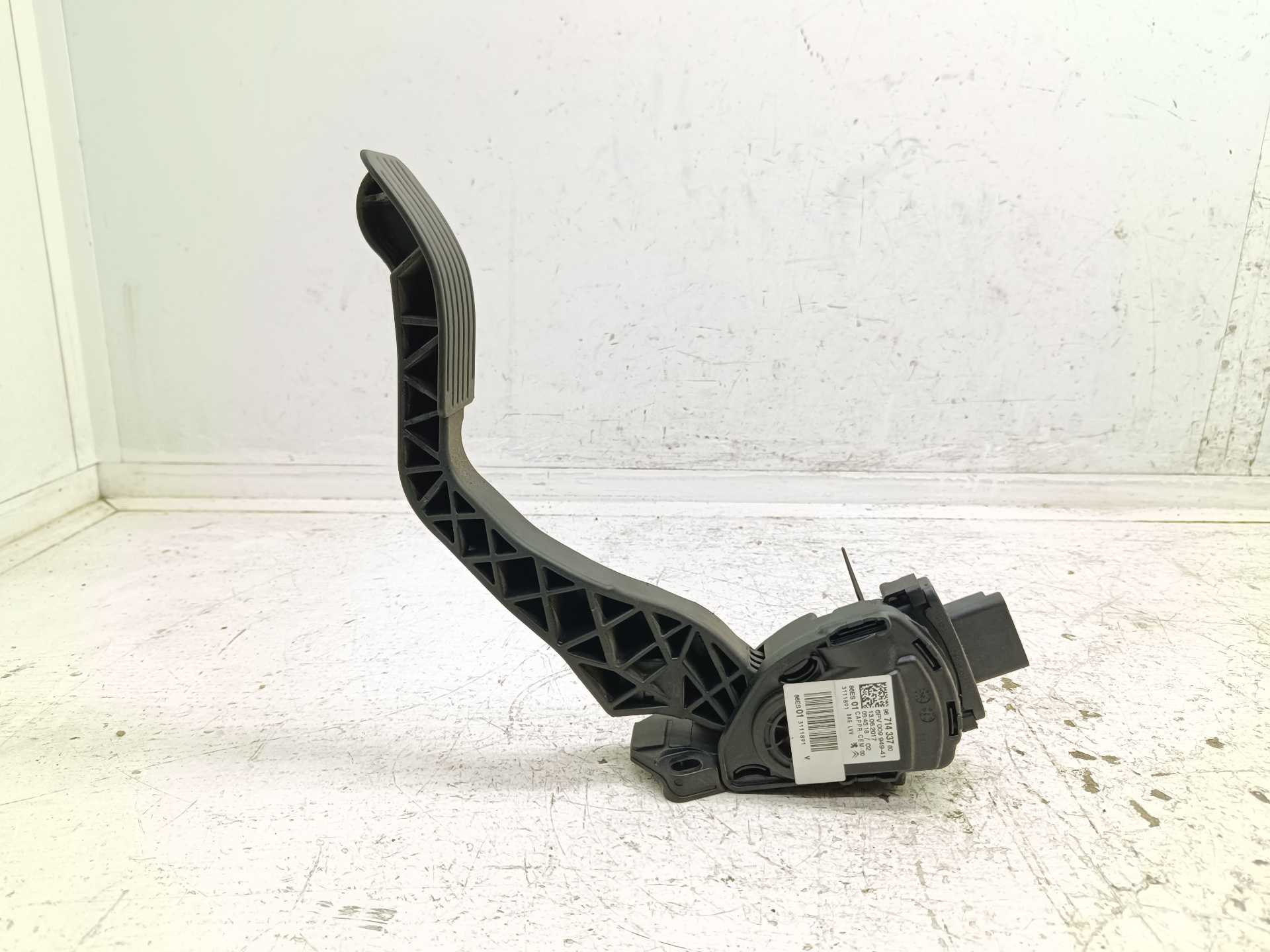 Recambio de pedal acelerador para peugeot 208 style referencia OEM IAM 9671433780 6PV00994941 