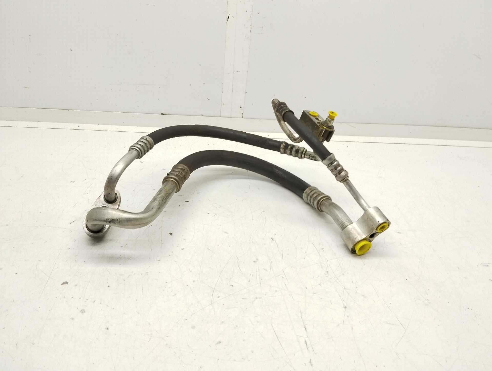 Recambio de tubos aire acondicionado para opel corsa c blue line referencia OEM IAM   