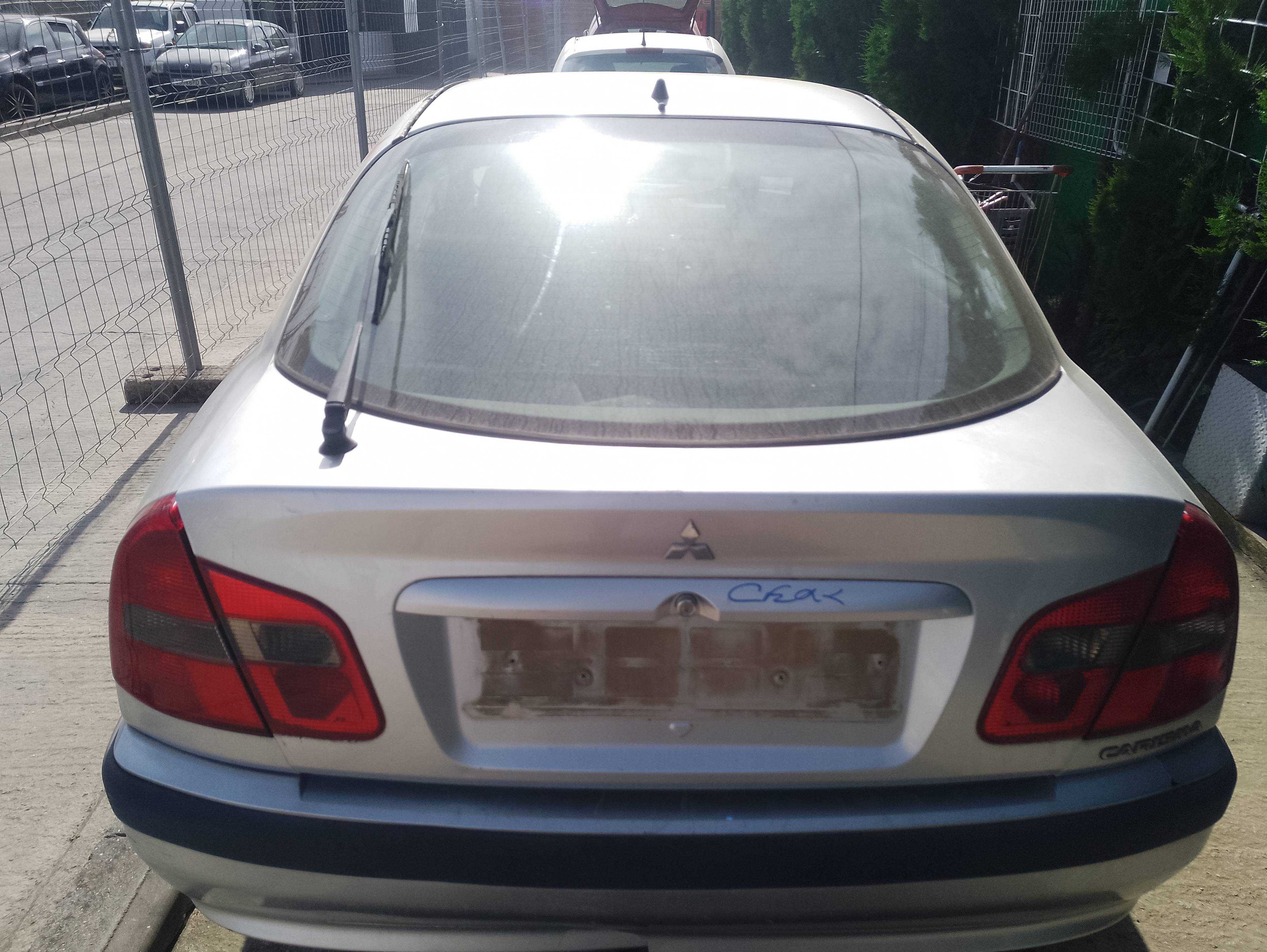 Recambio de porton trasero para mitsubishi carisma berlina 5 (da0) 1900 di-d avance referencia OEM IAM   