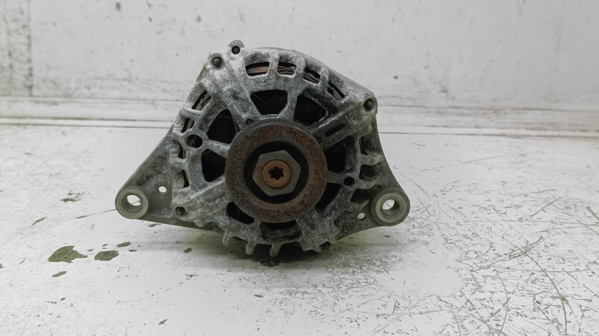 Recambio de alternador para nissan note (e11e) acenta referencia OEM IAM 23100AX62B 2543488B 308094886