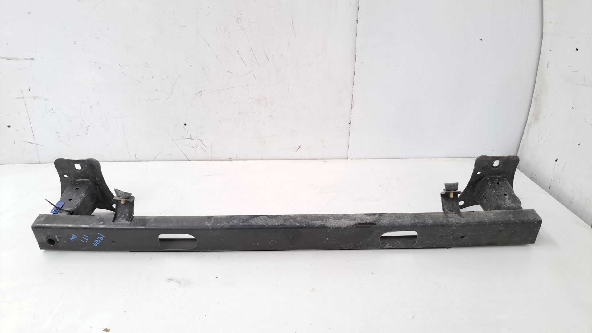 Recambio de refuerzo paragolpes trasero para peugeot partner grip l1 referencia OEM IAM   