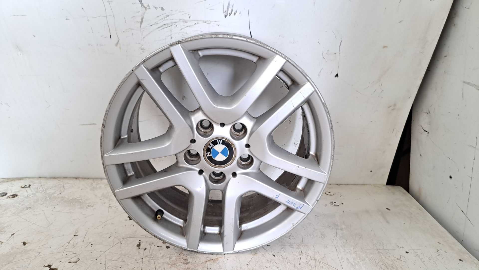 Recambio de llanta para bmw serie 5 berlina (e39) m5 referencia OEM IAM r17 676192914 
