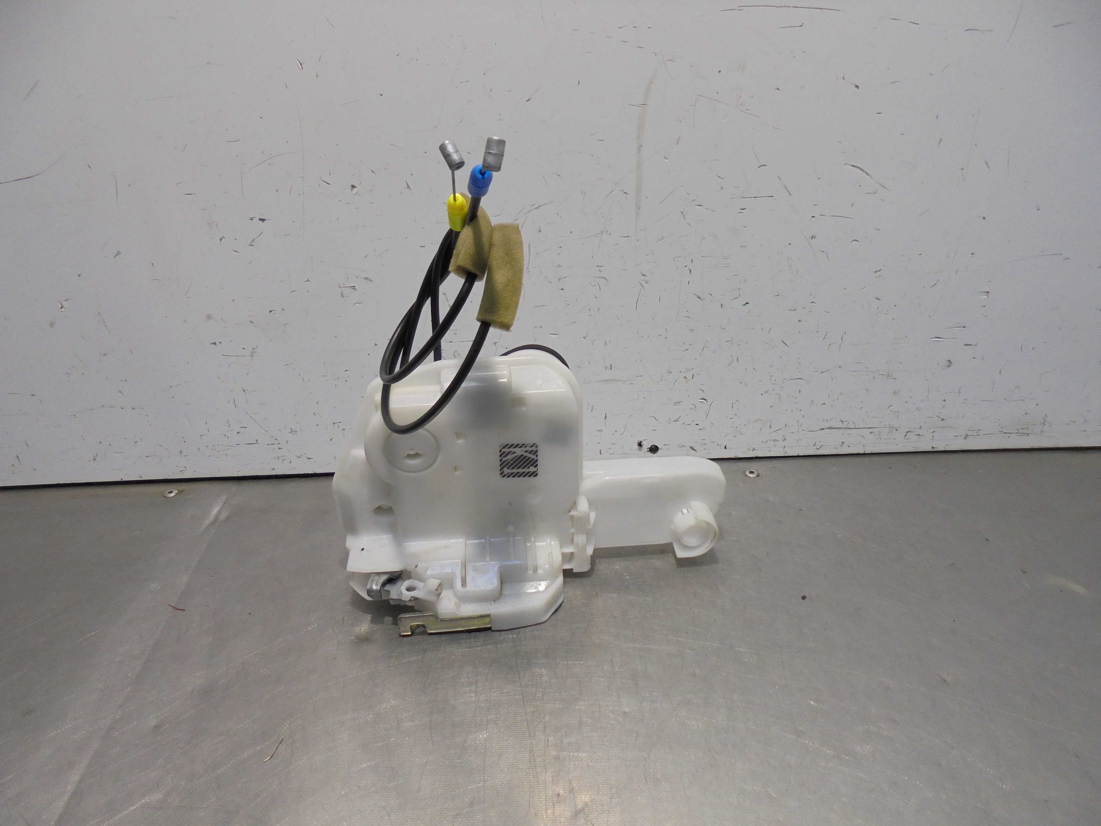 Recambio de cerradura puerta delantera izquierda para mitsubishi asx (ga0w) challenge 2wd referencia OEM IAM  ELECTRICA 5 PUERTA