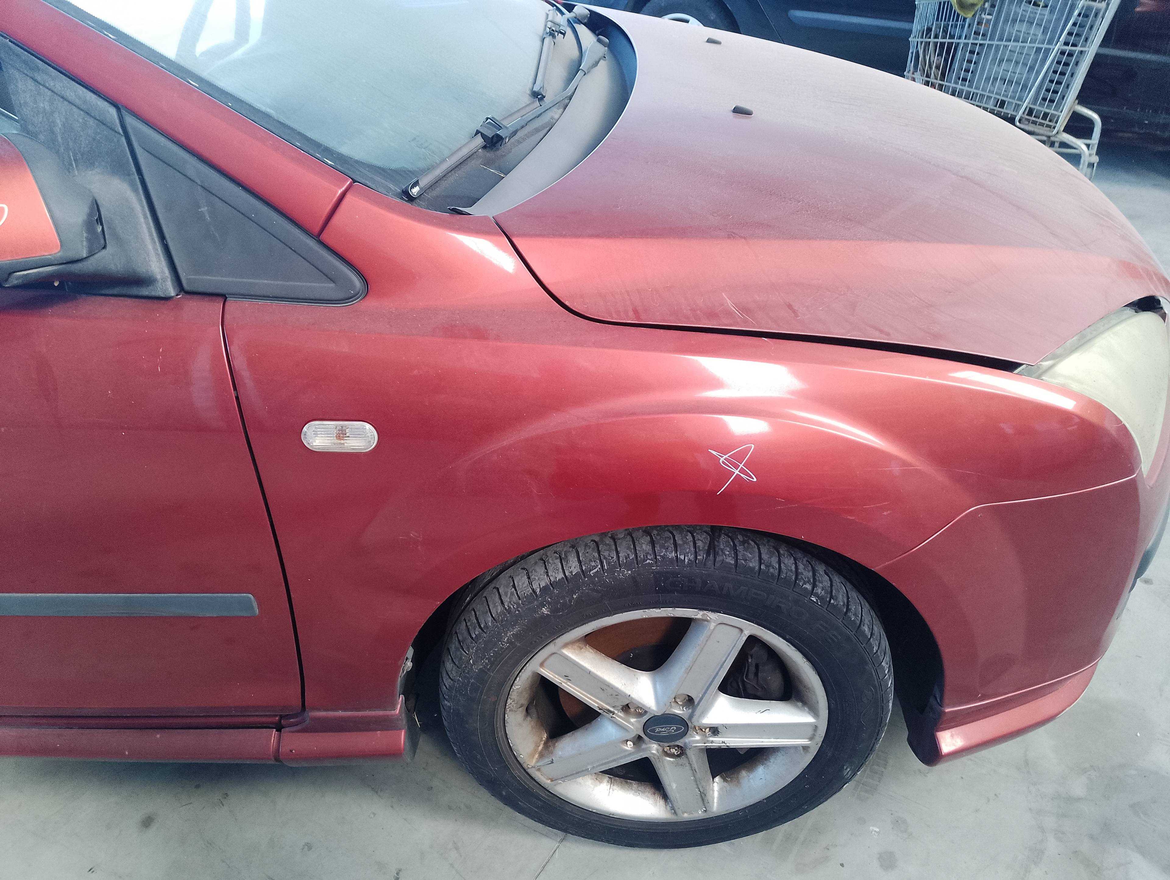 Recambio de aleta delantera derecha para ford focus berlina (cap) ambiente (d) referencia OEM IAM   