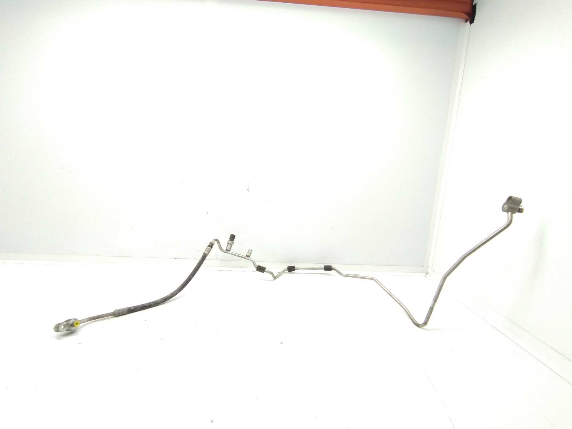 Recambio de tubos aire acondicionado para volkswagen passat berlina (3c2) advance referencia OEM IAM 3C0820741AJ  