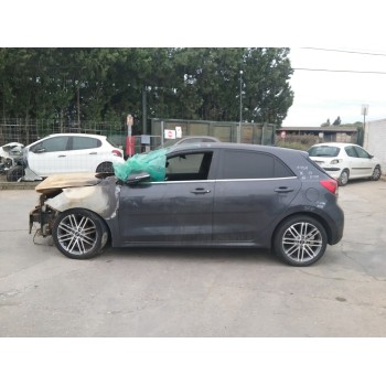 kia rio (yb) del año 2017
