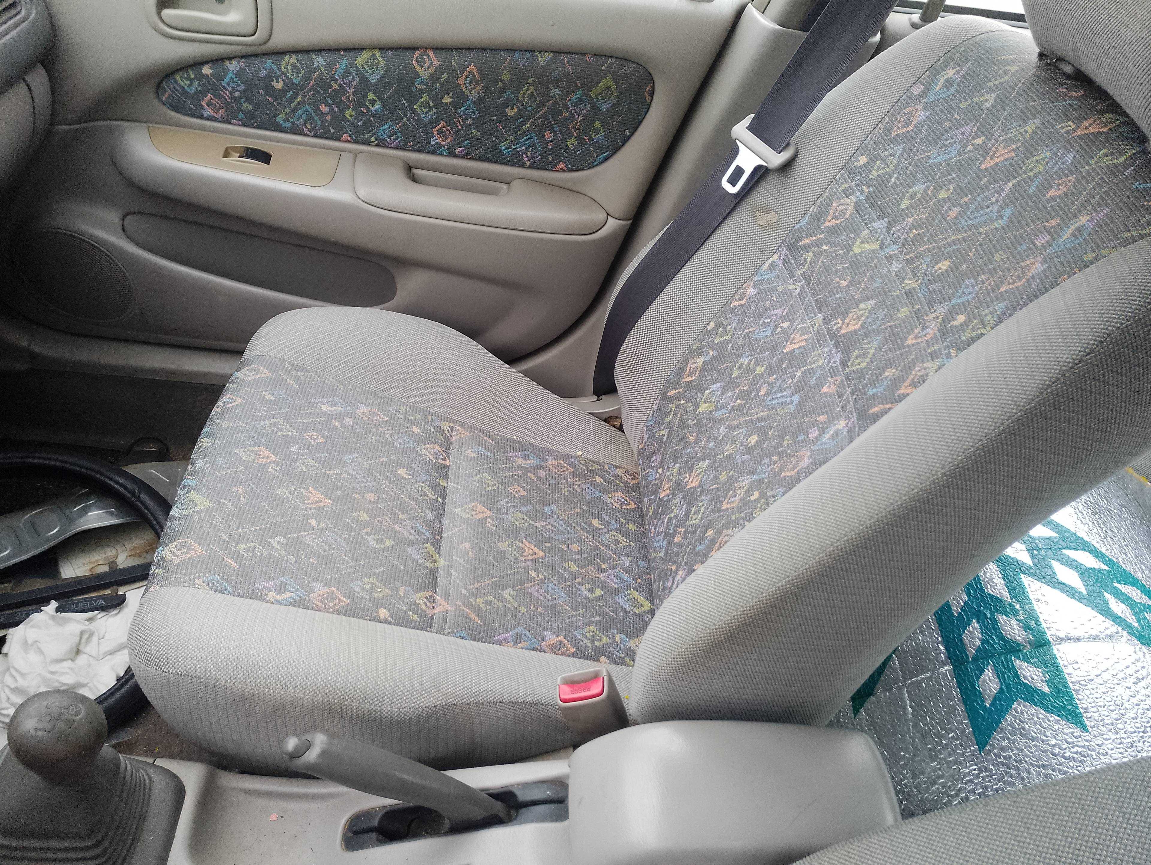 Recambio de asiento delantero derecho para toyota corolla (_e11_) 2.0 d-4d (cde110_) referencia OEM IAM   