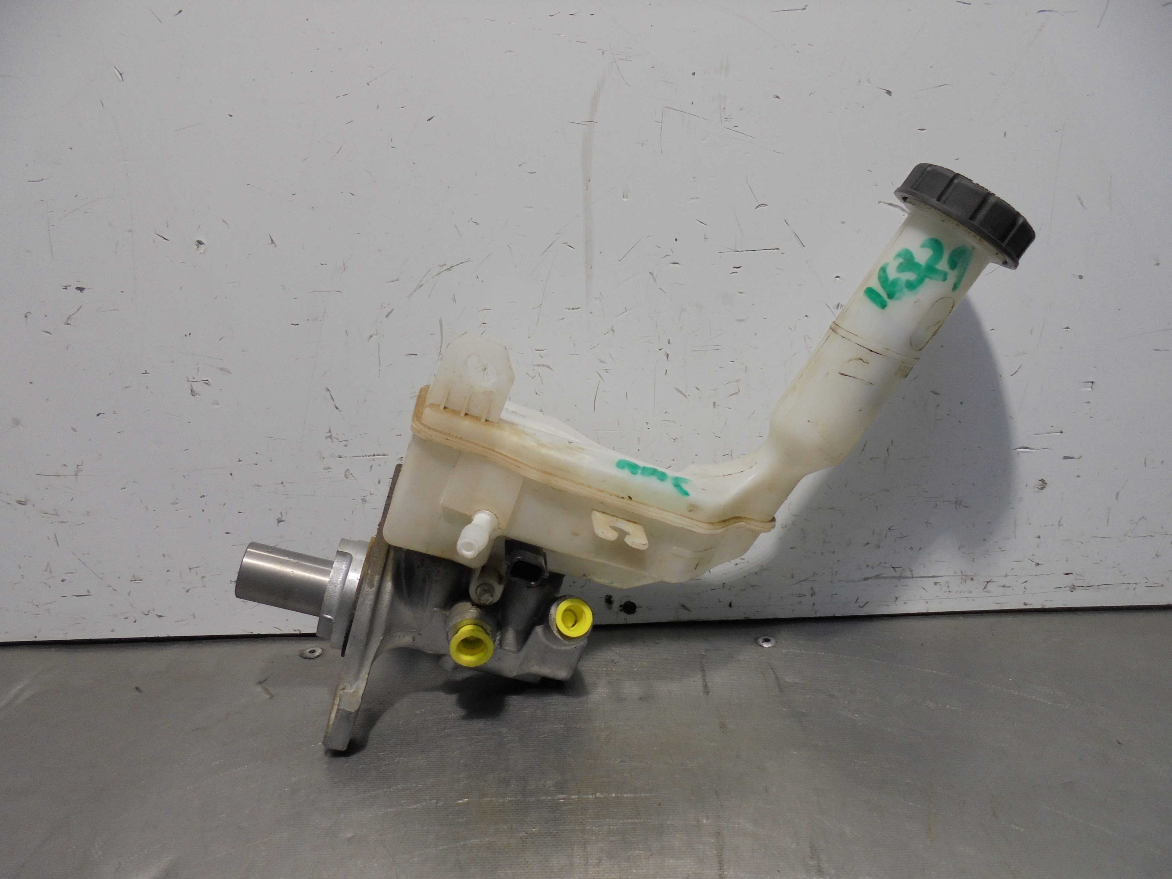 Recambio de bomba freno para nissan juke (f15) 1.6 cat referencia OEM IAM 8452D  
