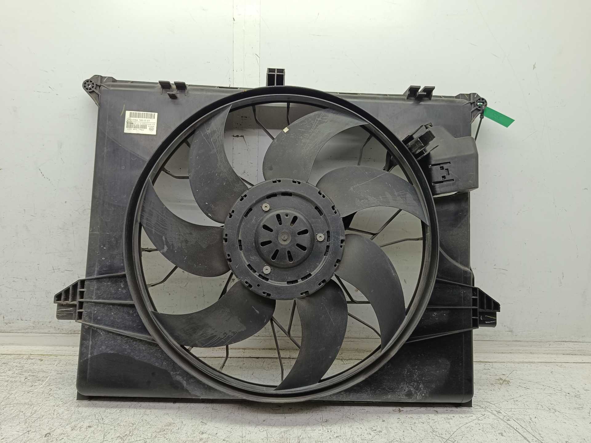 Recambio de electroventilador para mercedes-benz clase gl (x164) 350 bluetec (164.824) referencia OEM IAM A1645000593 G138Y19 