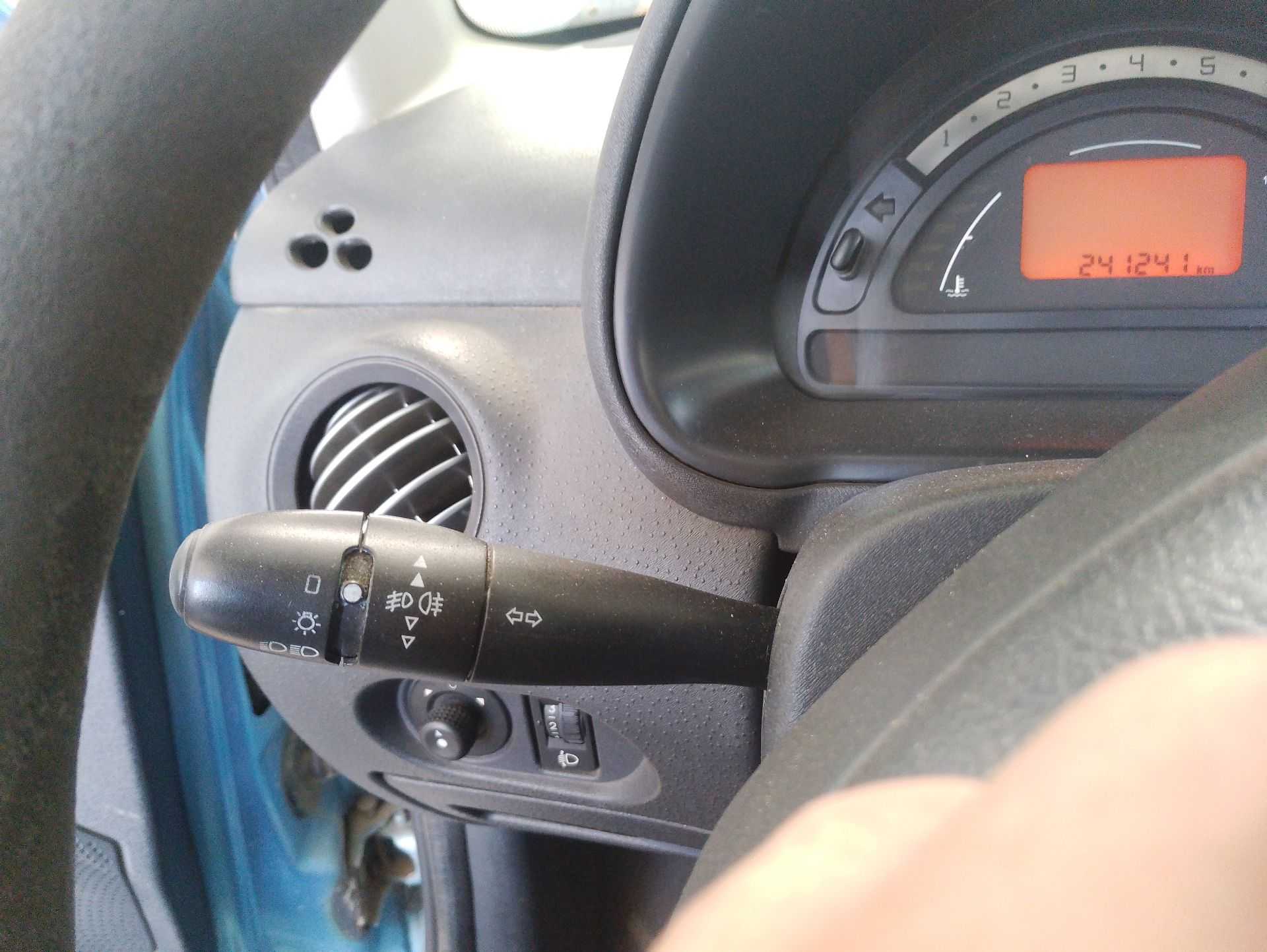 Recambio de mando luces/intermitencia (com2000) para citroën c3 i (fc_, fn_) 1.4 hdi referencia OEM IAM   