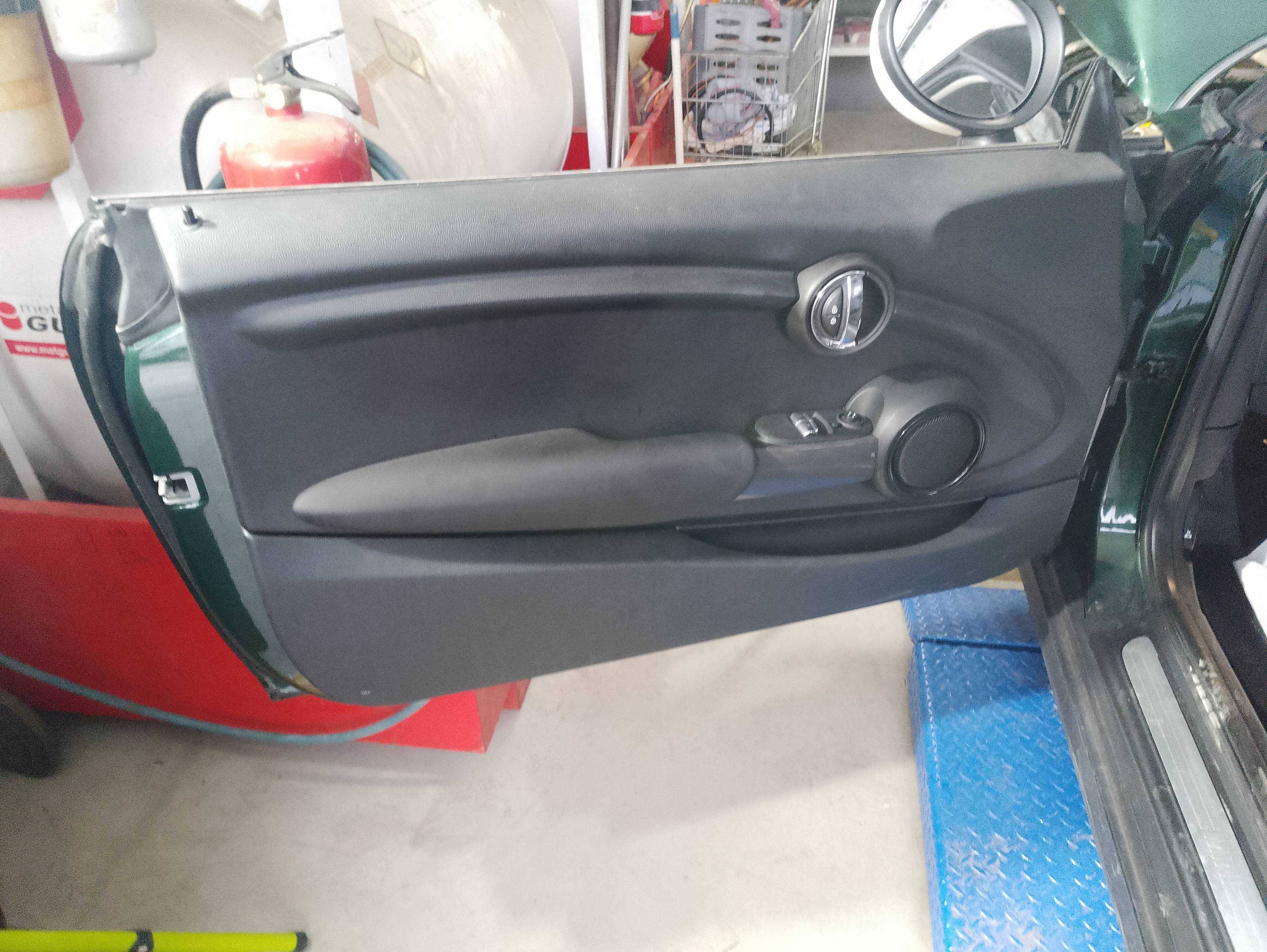 Recambio de guarnecido puerta delantera izquierda para bmw mini (f56) cooper referencia OEM IAM   